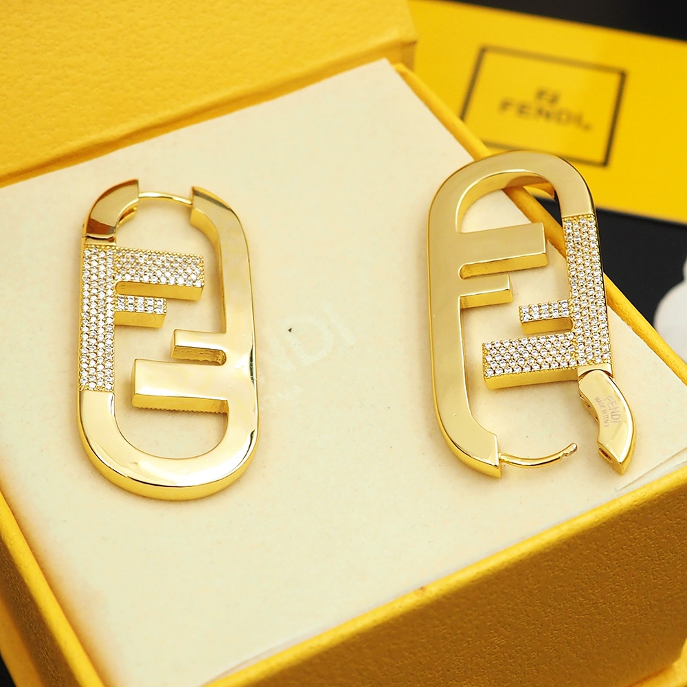Fendi O’Lock Single Earring - PerfectKickZ
