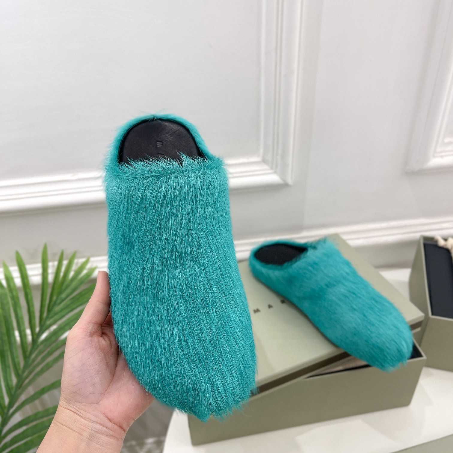Marni Fussbett Slip-On Flat Mules - PerfectKickZ