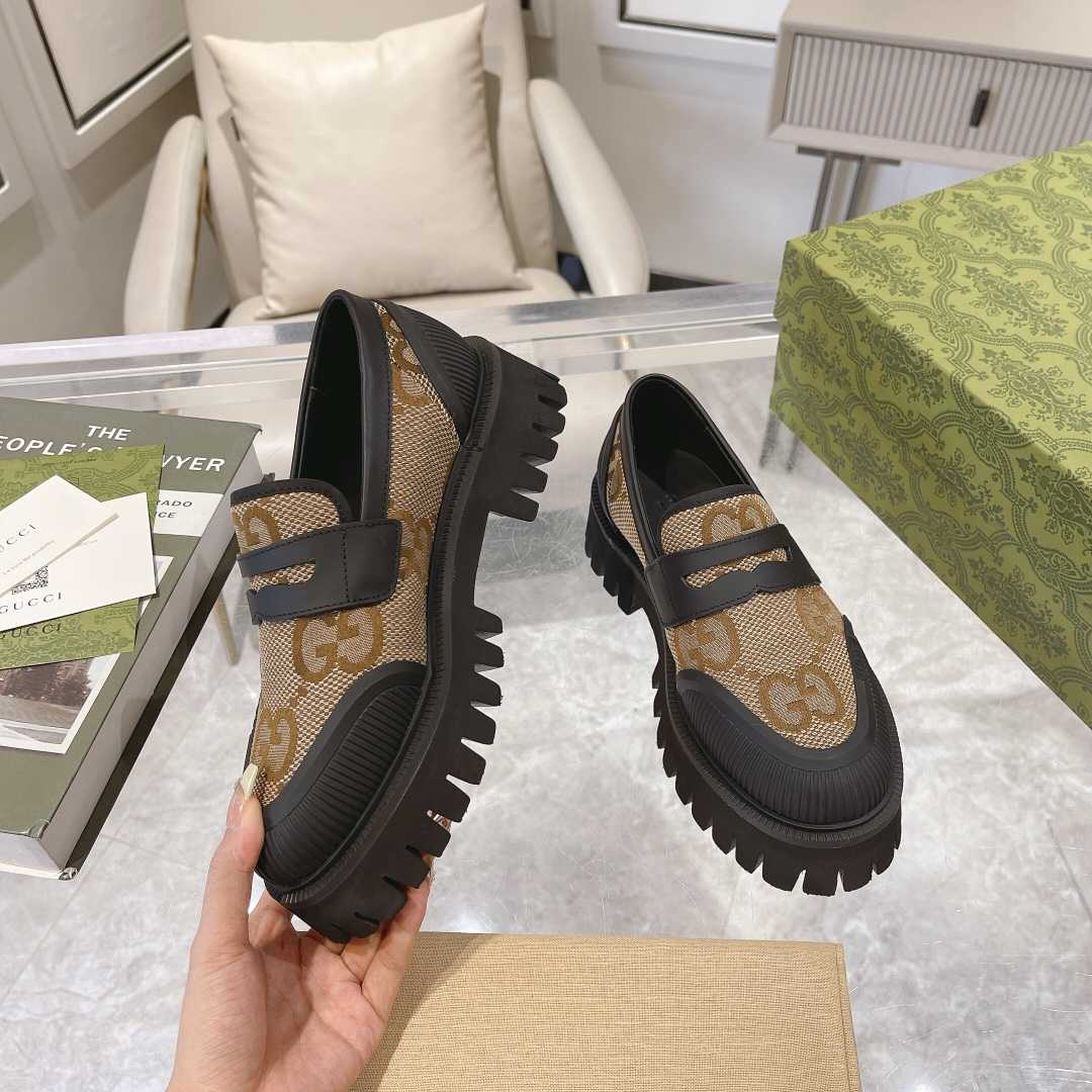 Gucci Maxi GG Loafers - PerfectKickZ