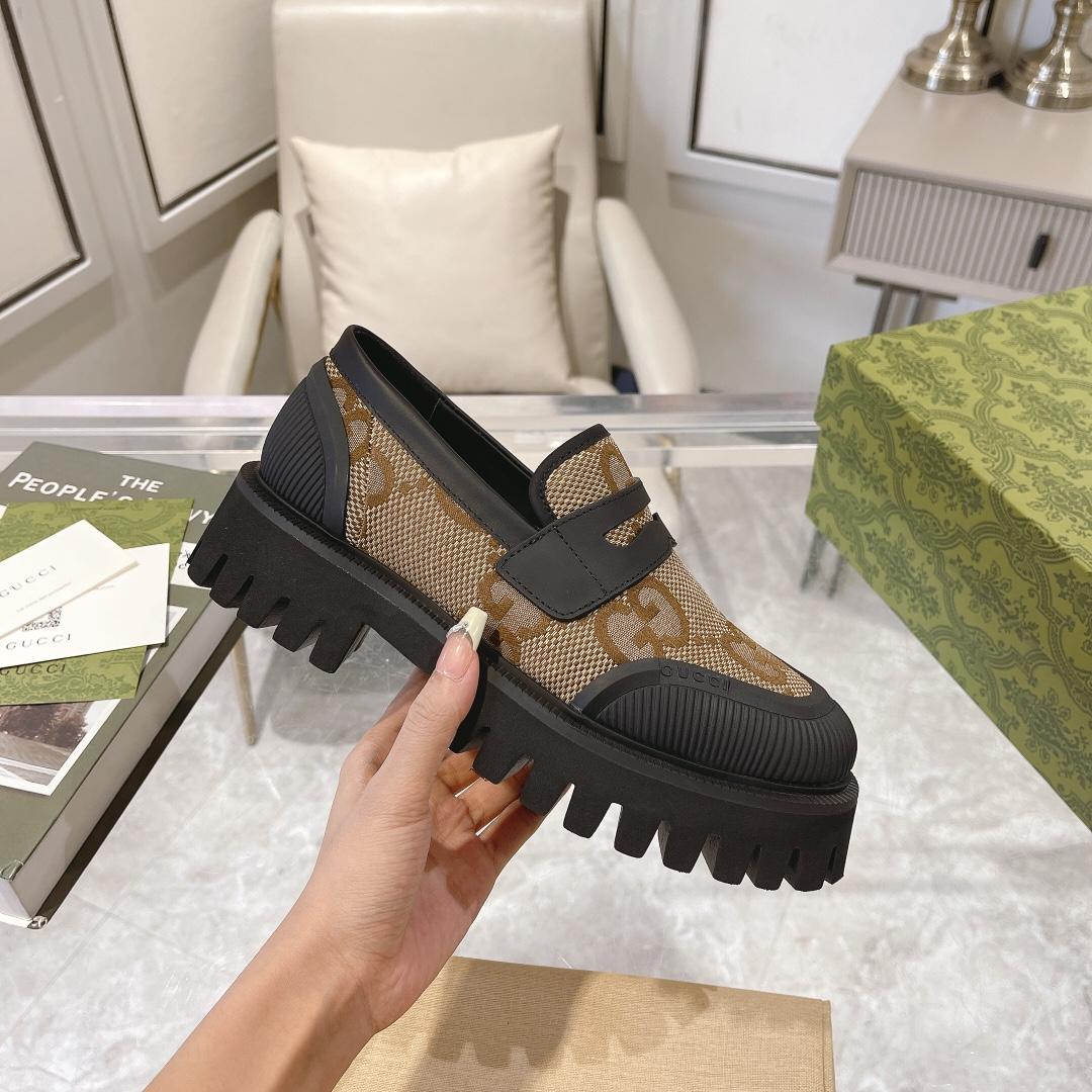 Gucci Maxi GG Loafers - PerfectKickZ