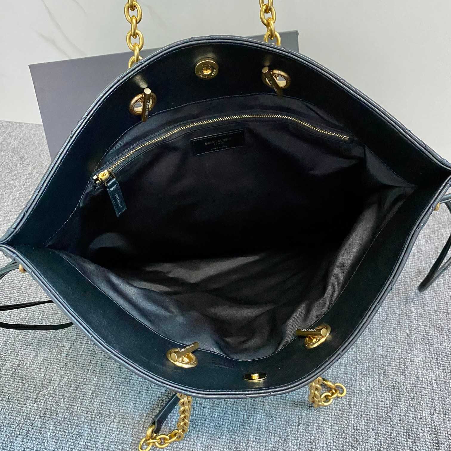 Saint Laurent Quilted Shoulder Bag (41.1x3x36.8cm) - PerfectKickZ