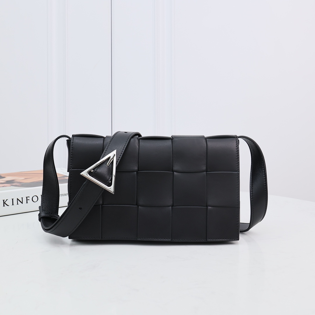 Bottega Veneta Cassette - PerfectKickZ