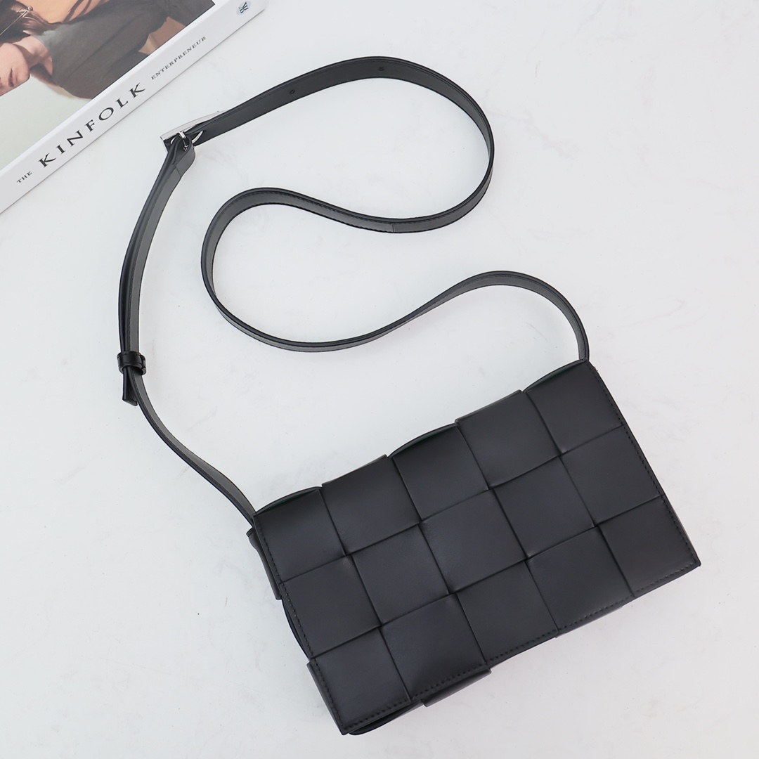 Bottega Veneta Cassette - PerfectKickZ