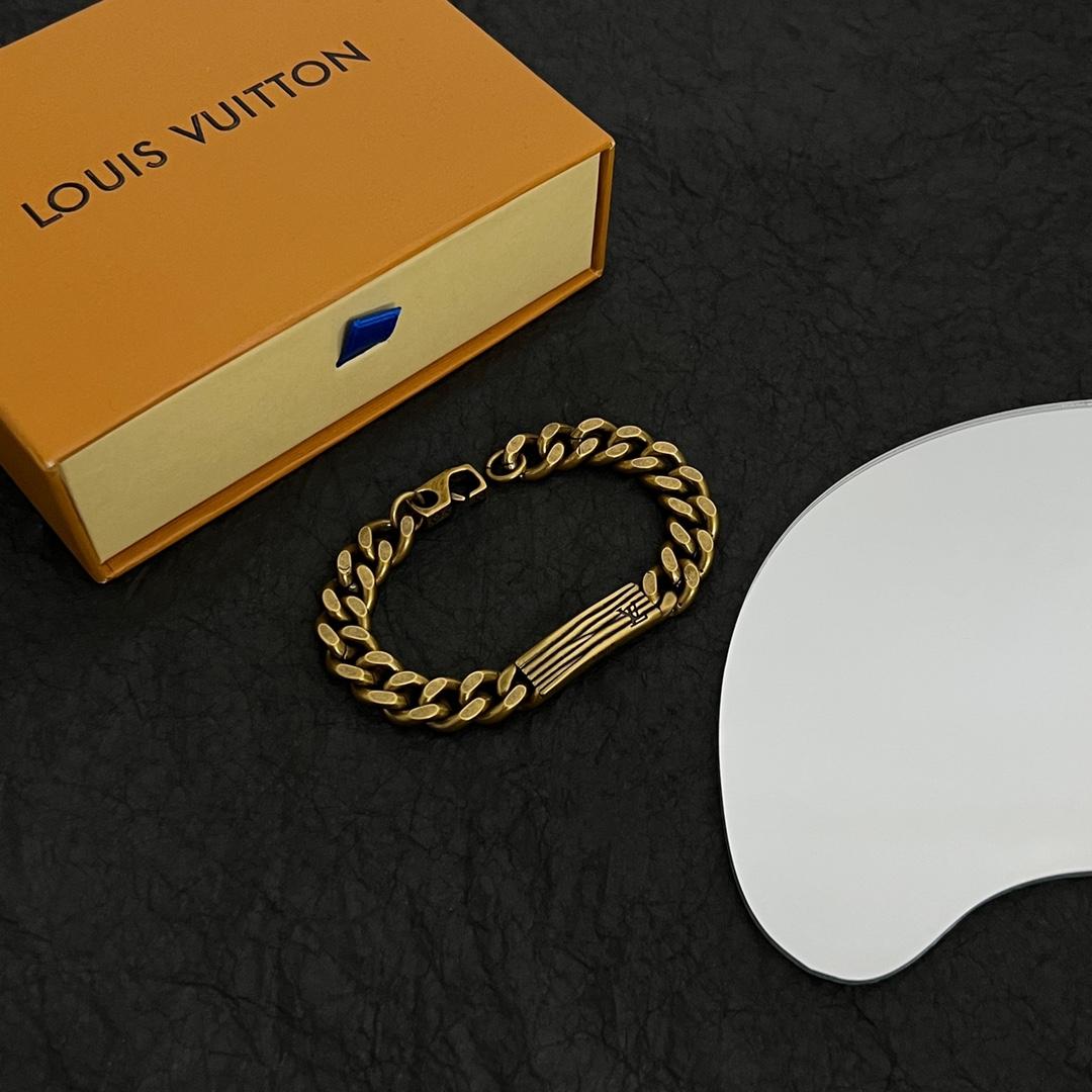 Louis Vuitton LV Epi Bracelet - PerfectKickZ