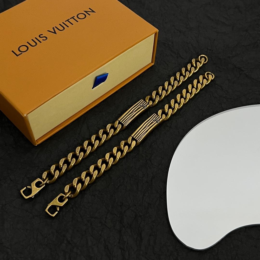 Louis Vuitton LV Epi Bracelet - PerfectKickZ