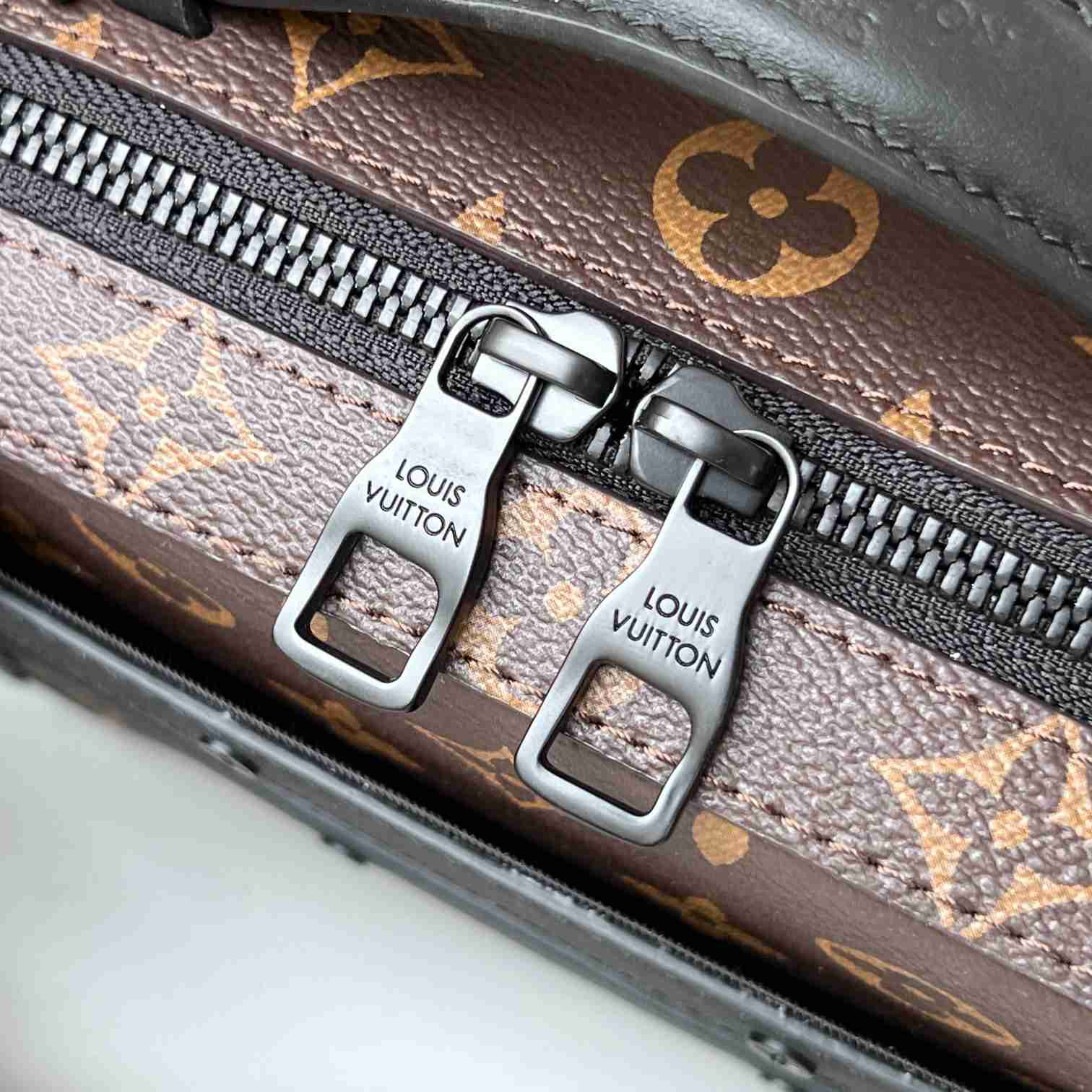 Louis Vuitton Handle Soft Trunk (21.5 x 15 x 7cm)   M45935 - 