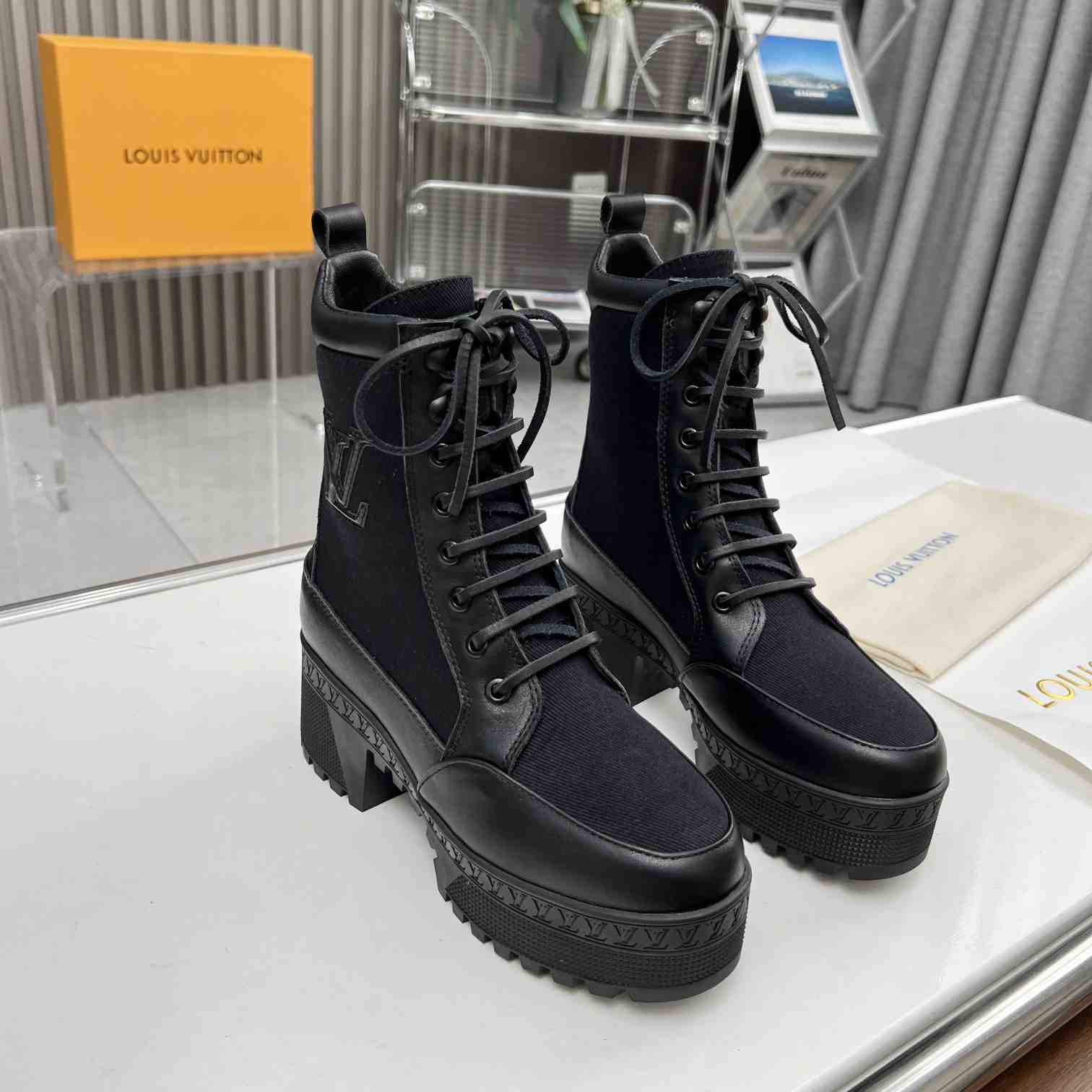 Louis Vuitton Laureate Platform Desert Boot - PerfectKickZ