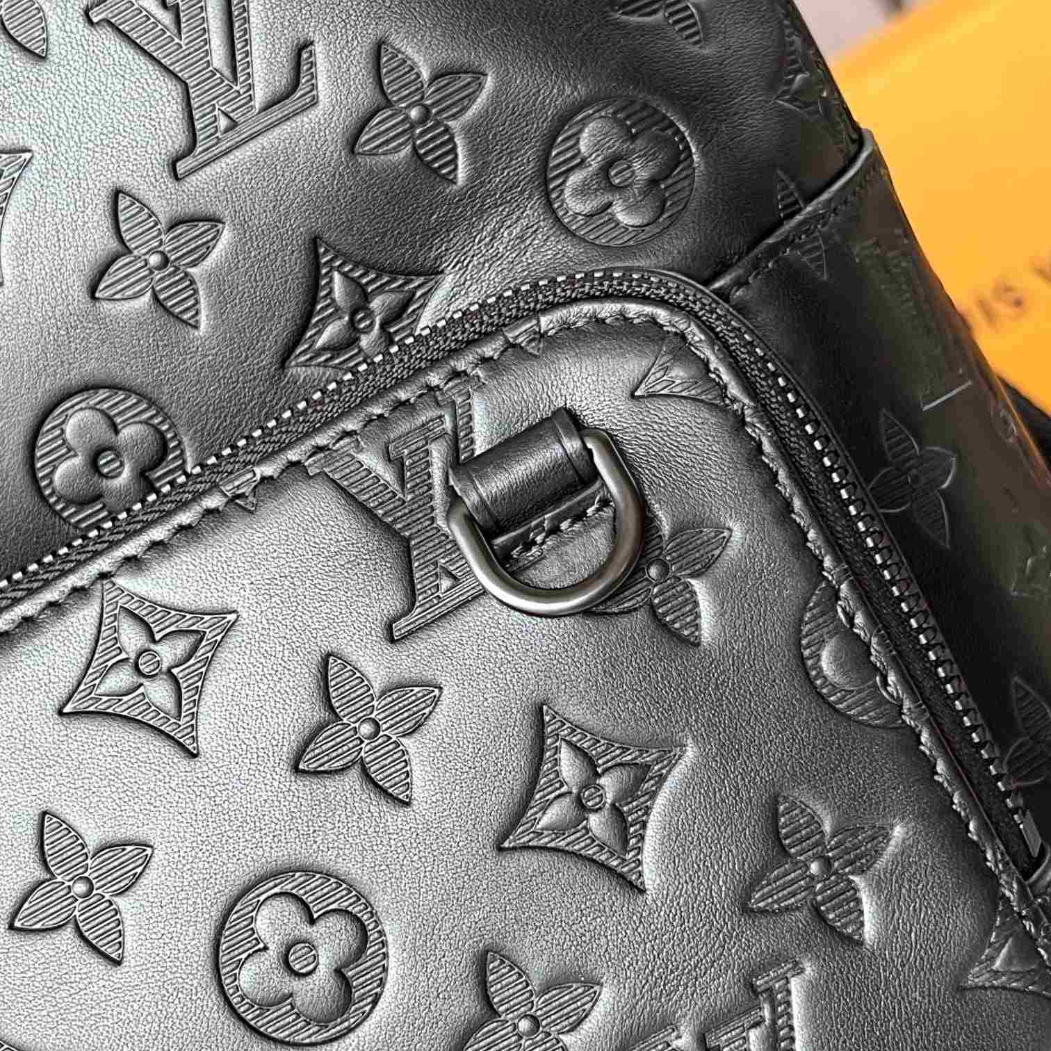 Louis Vuitton Racer Backpack  (33 x 41 x 18cm) M46109 - PerfectKickZ