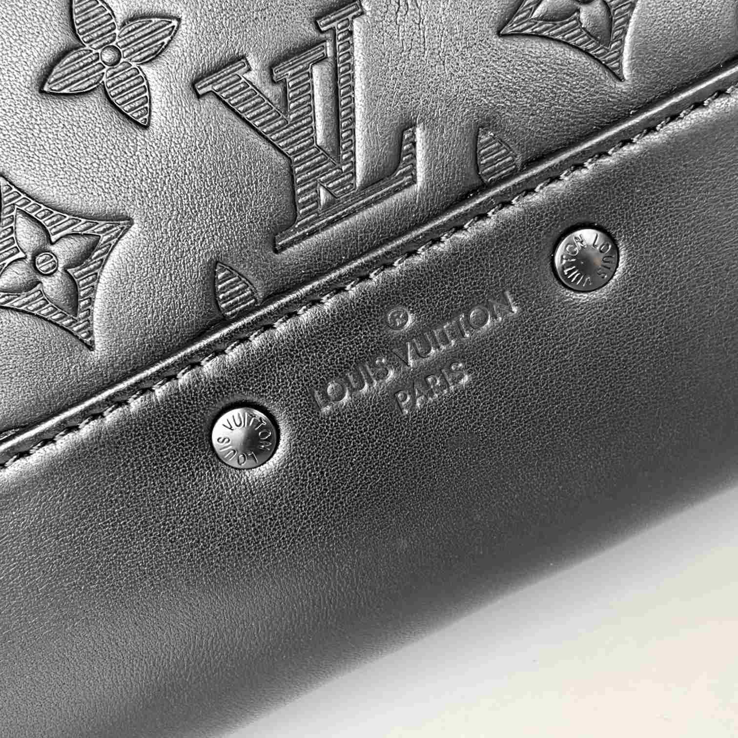 Louis Vuitton Racer Backpack  (33 x 41 x 18cm) M46109 - PerfectKickZ