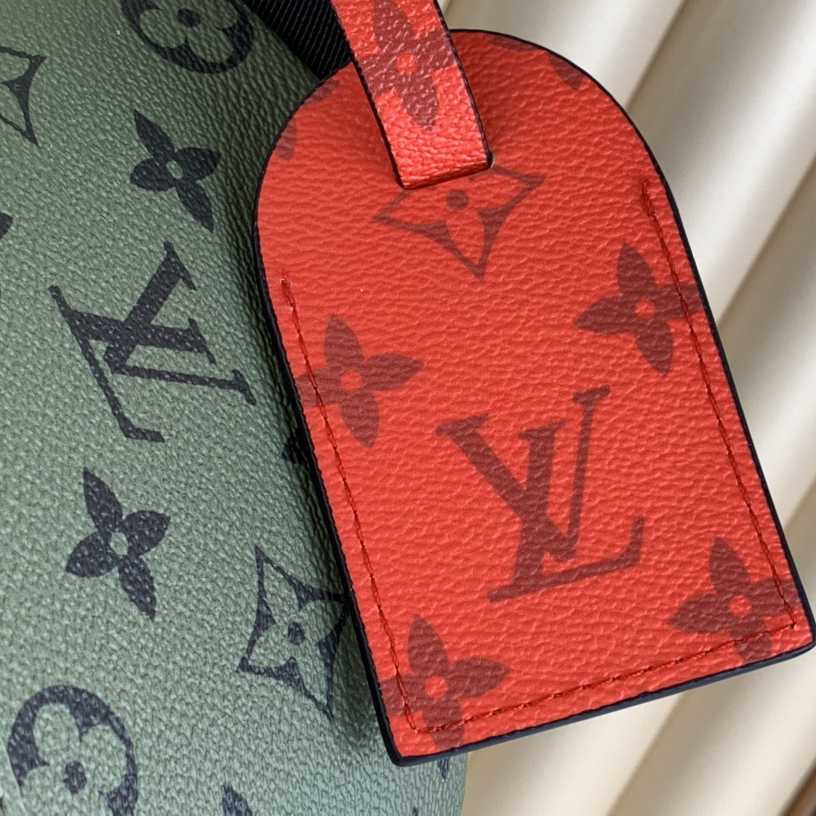Louis Vuitton Discovery Backpack PM  (29*38*20cm)     M46802 - PerfectKickZ