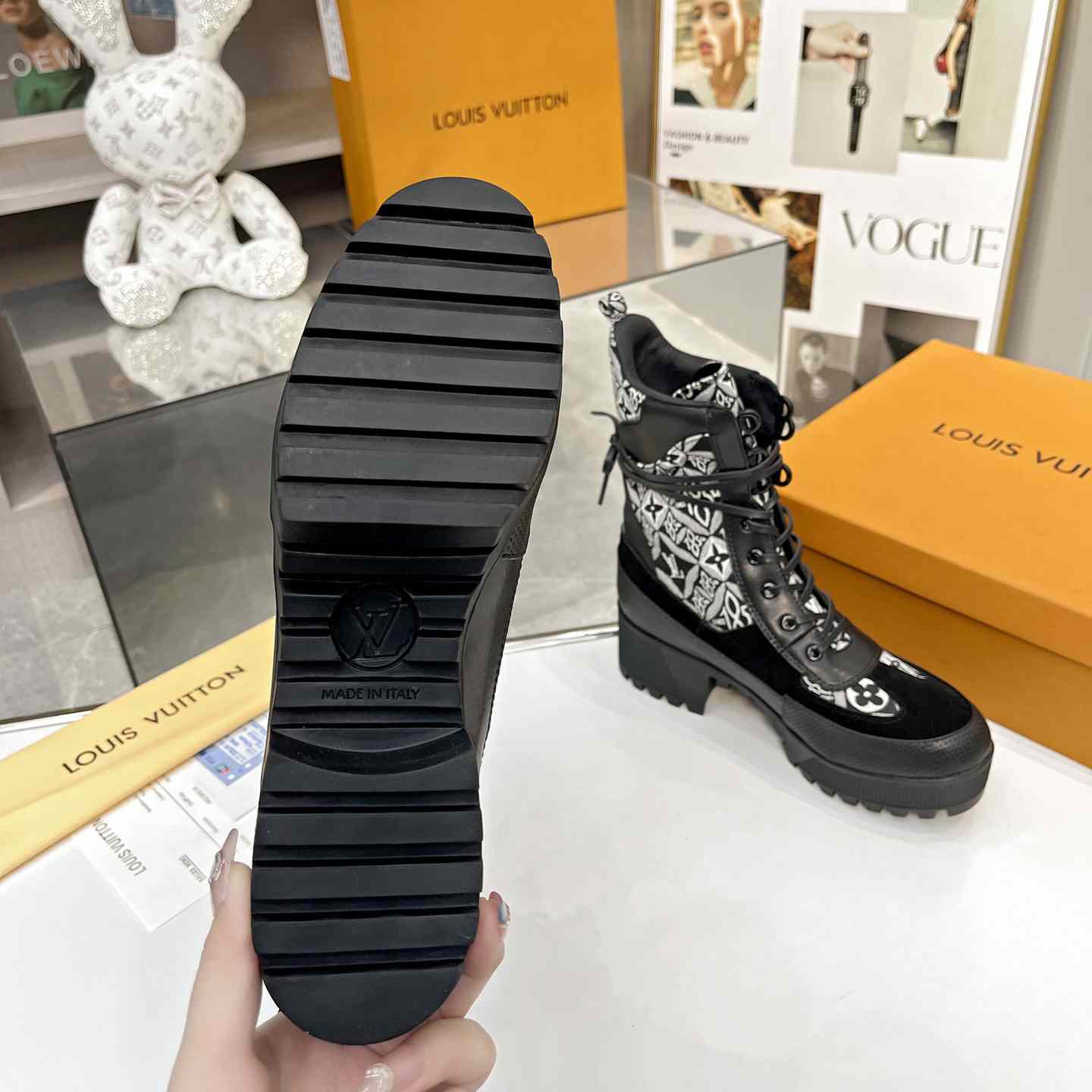 Louis Vuitton Laureate Platform Desert Boots  - PerfectKickZ