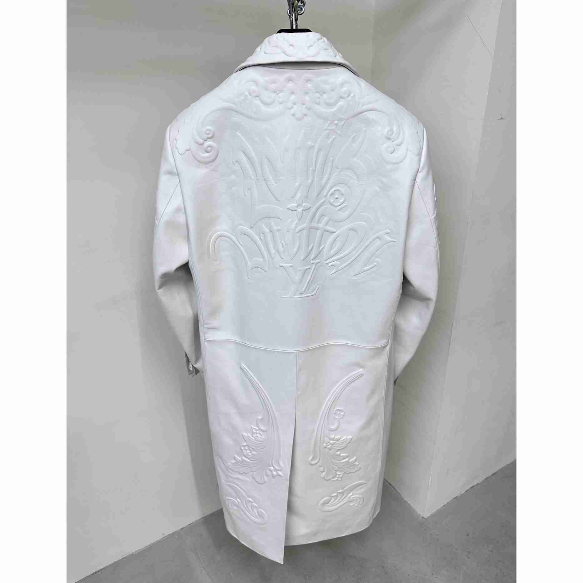 Louis Vuitton LV Ornaments Leather Coat - 