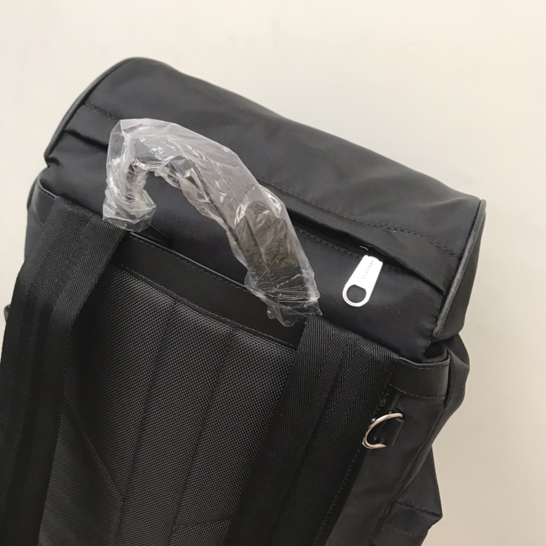 Burberry Murray Backpack - PerfectKickZ