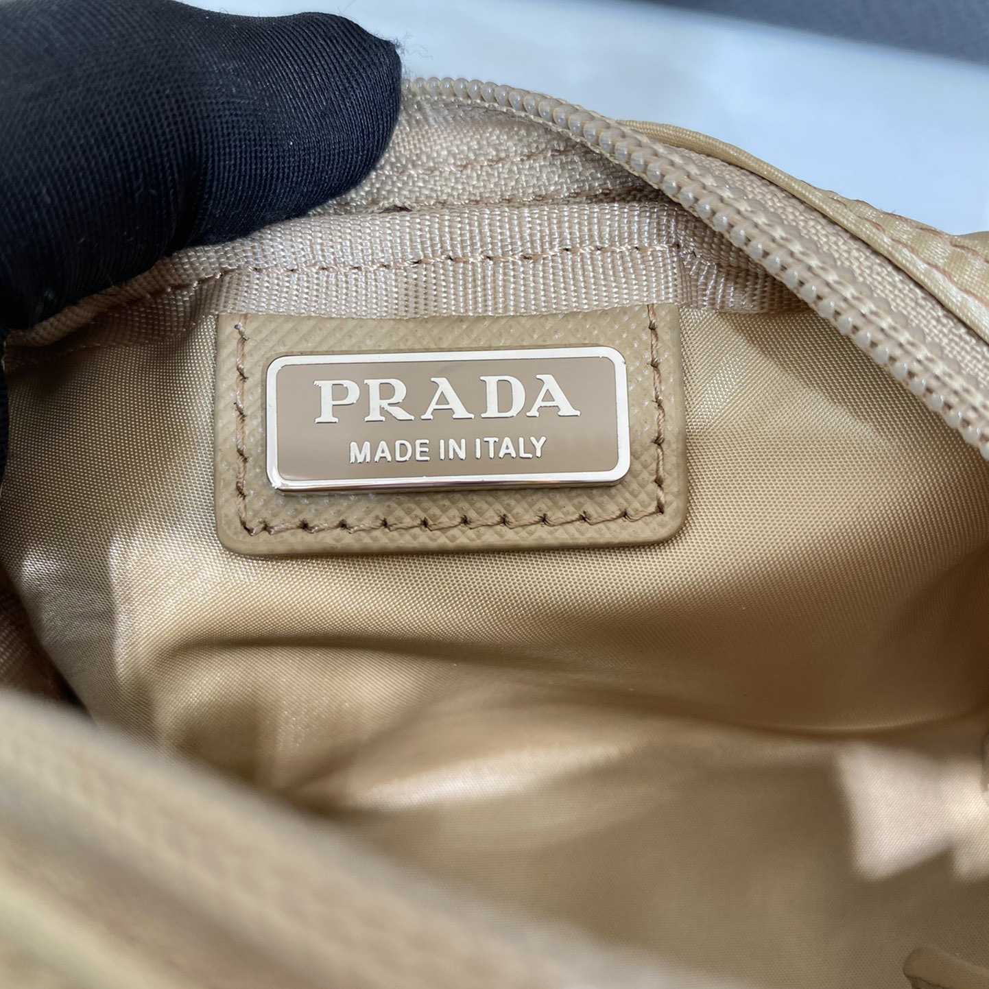 Prada Re-Nylon Necessaire - PerfectKickZ