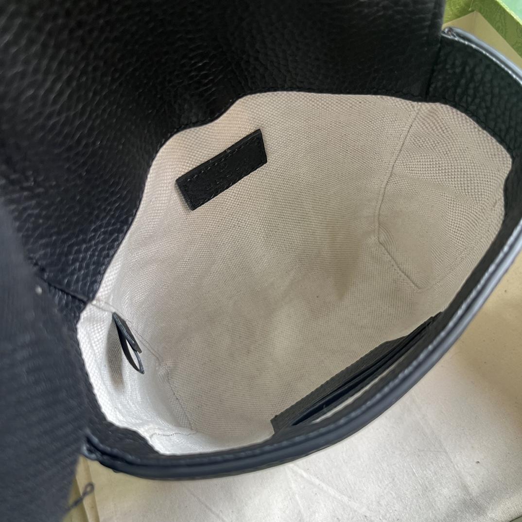 Gucci Jumbo GG Small Messenger Bag  (14.5x 18.5x 4.5cm) - PerfectKickZ