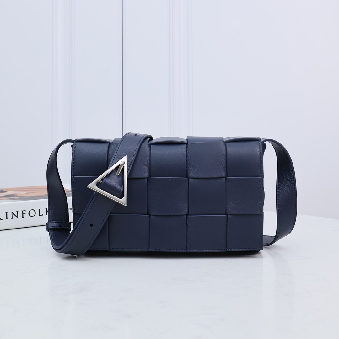 Bottega Veneta Cassette - PerfectKickZ