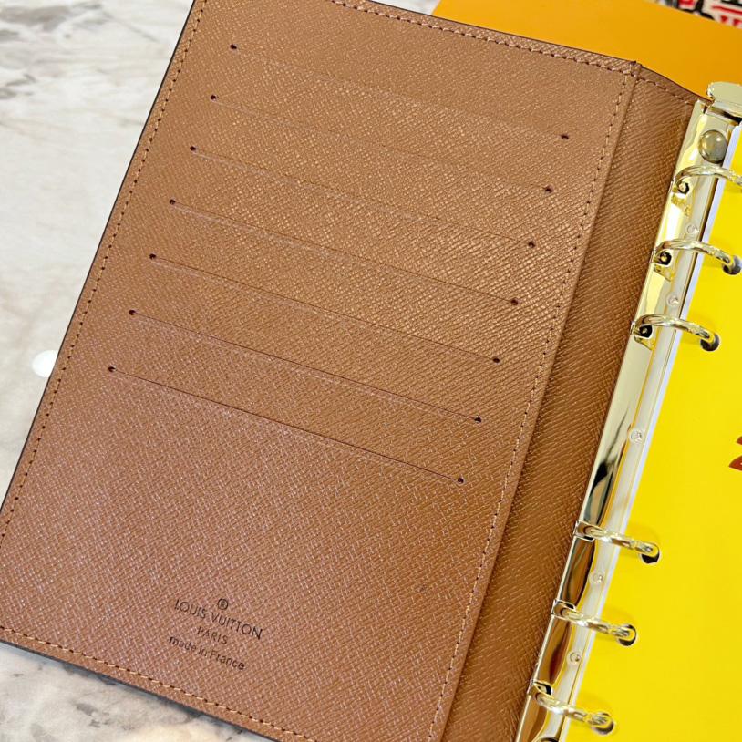 Louis Vuitton Medium Ring Agenda Cover (19x 14 cm) - PerfectKickZ