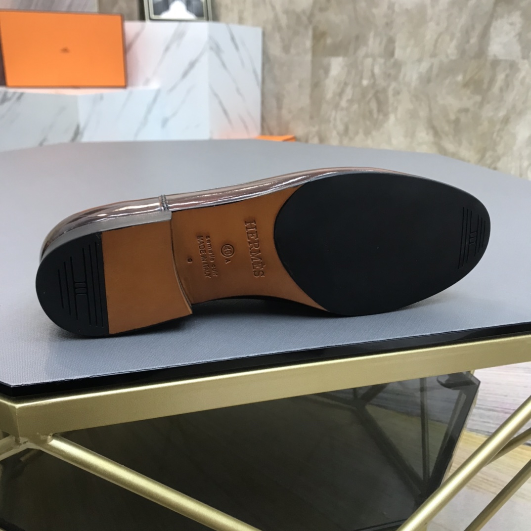Hermes Loafers In Leather - PerfectKickZ