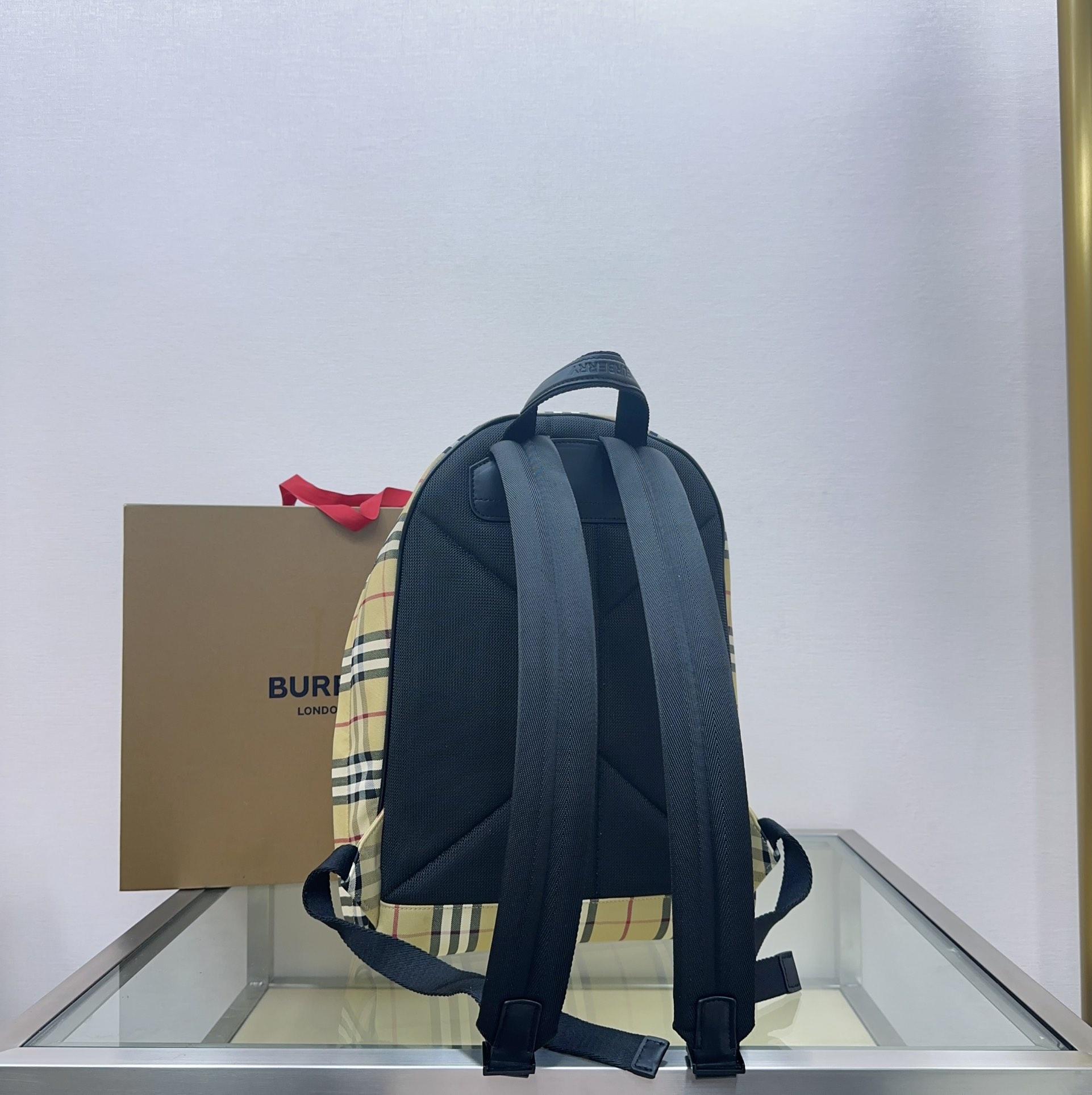 Burberry Checked Fabric Backpack  (30.5-14.5-42.5cm) - PerfectKickZ