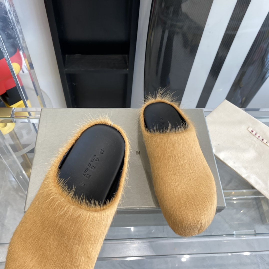 Marni Fussbett Slip-On Flat Mules - PerfectKickZ