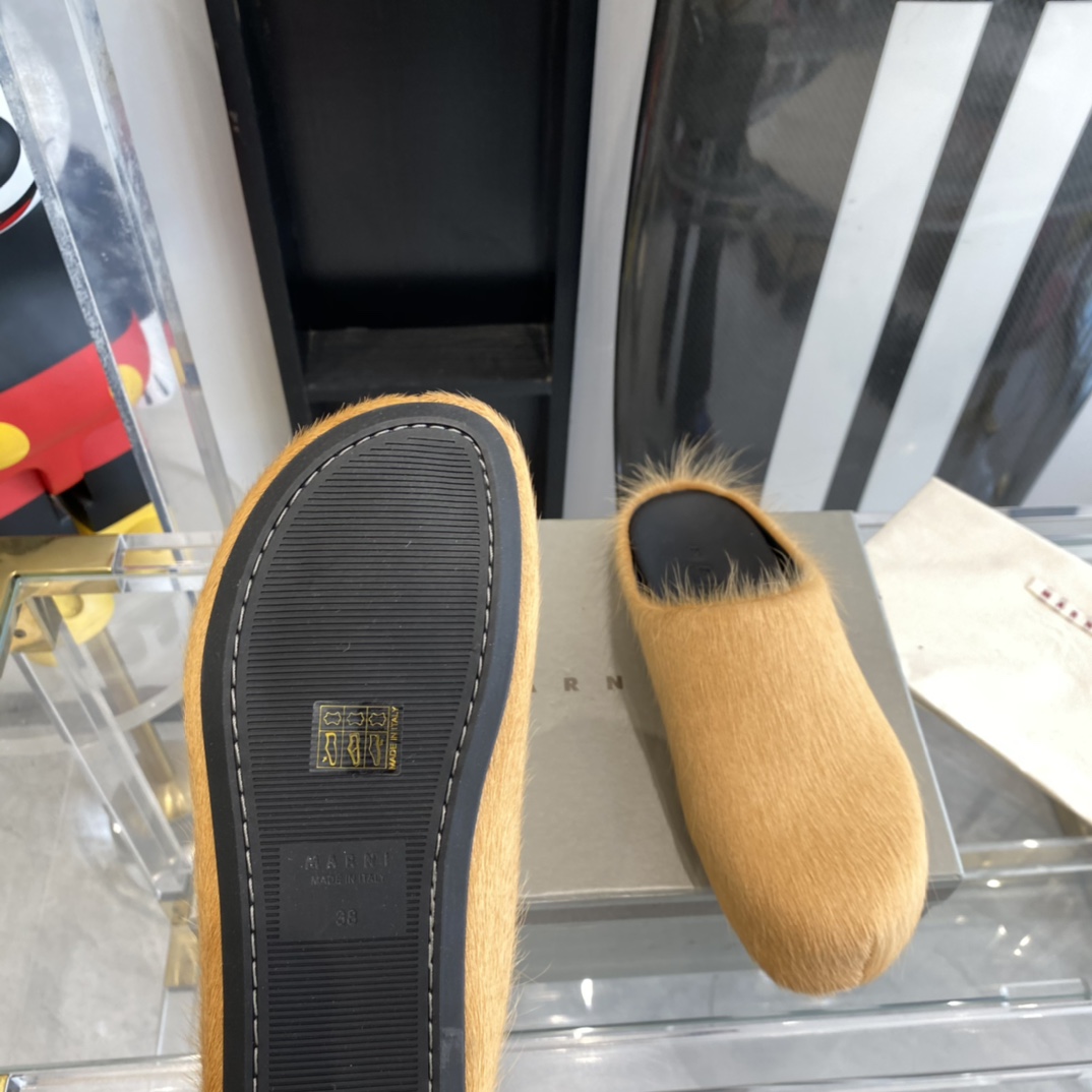 Marni Fussbett Slip-On Flat Mules - PerfectKickZ