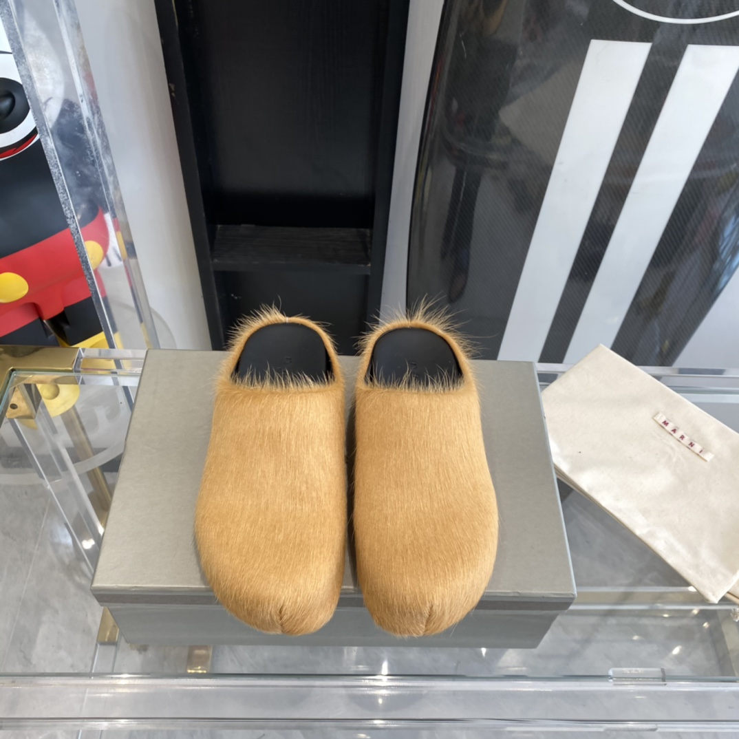 Marni Fussbett Slip-On Flat Mules - PerfectKickZ