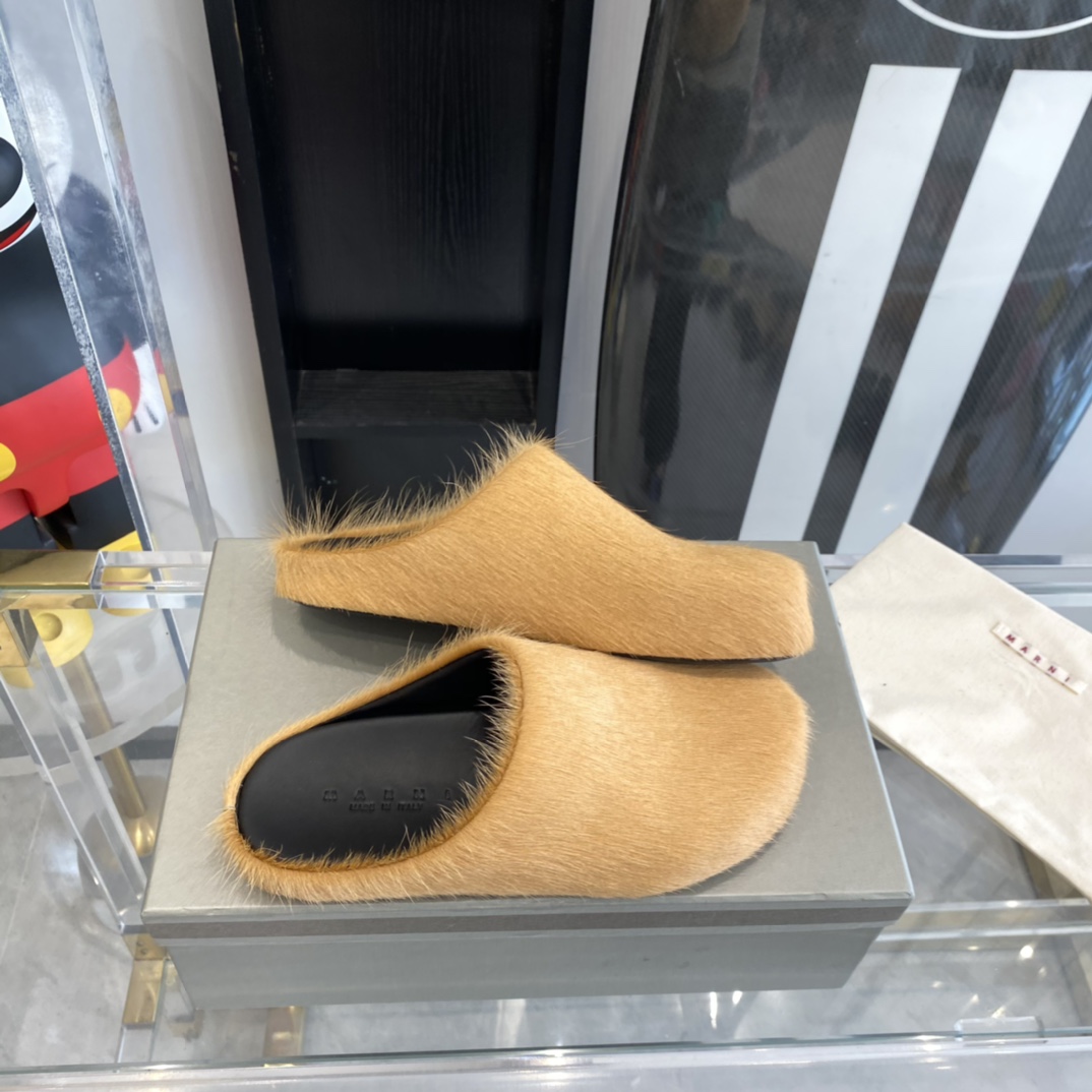 Marni Fussbett Slip-On Flat Mules - PerfectKickZ