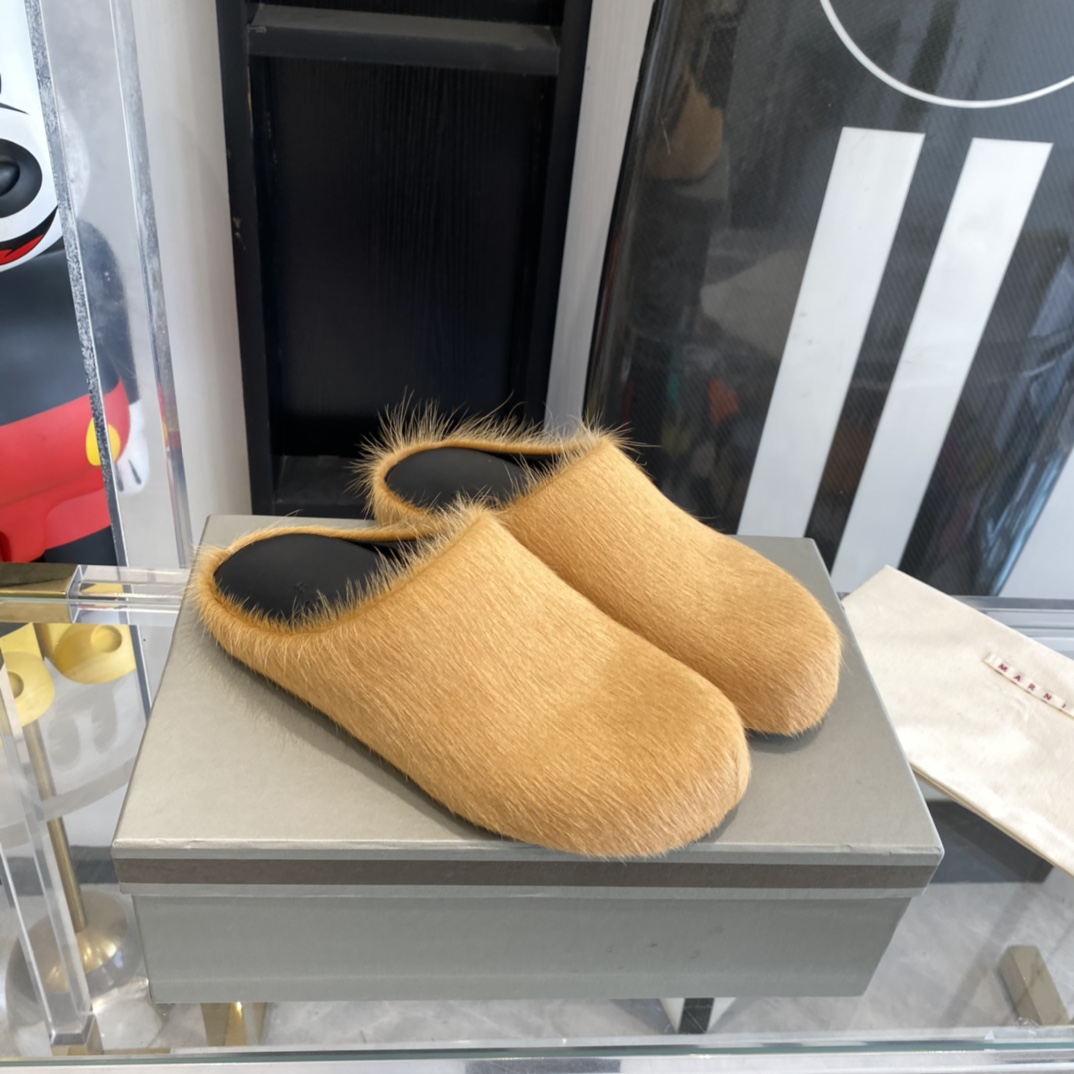 Marni Fussbett Slip-On Flat Mules - PerfectKickZ