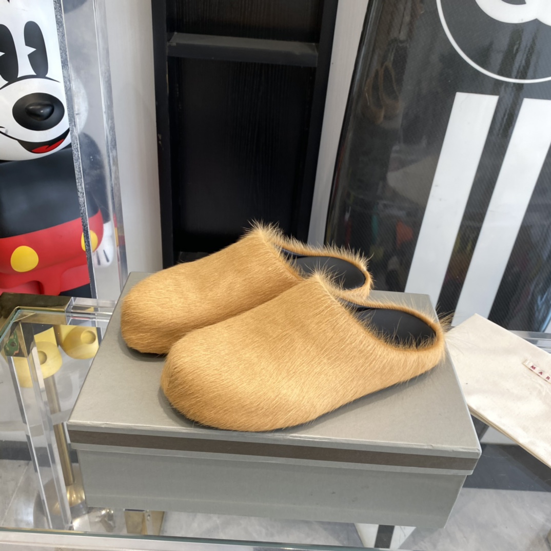 Marni Fussbett Slip-On Flat Mules - PerfectKickZ