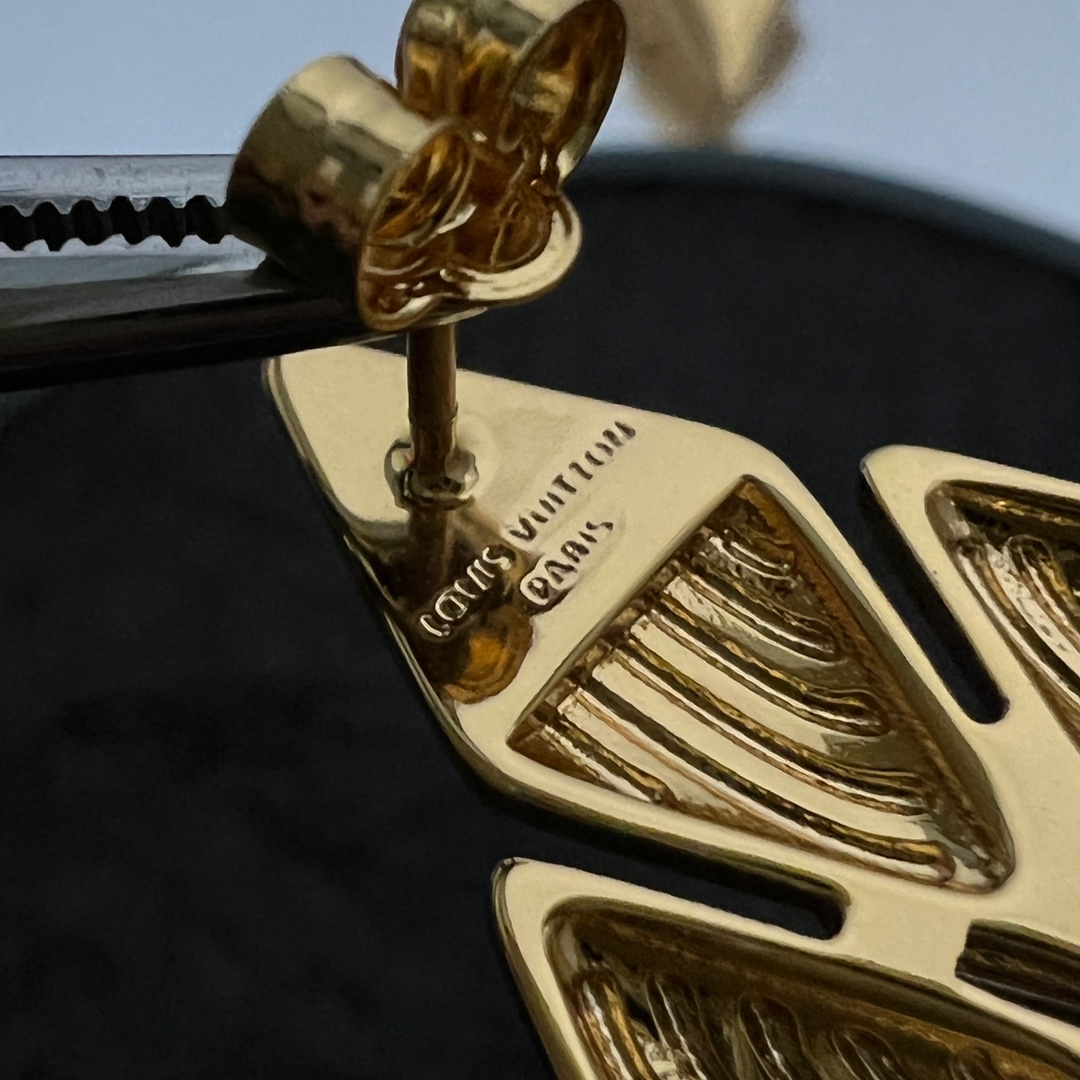 Louis Vuitton GO-14 Earrings - PerfectKickZ