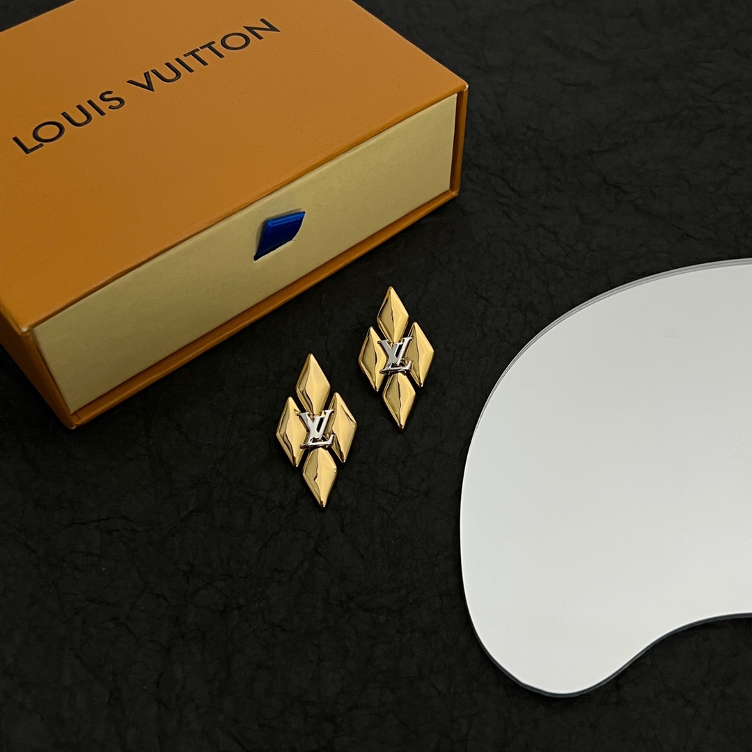 Louis Vuitton GO-14 Earrings - PerfectKickZ