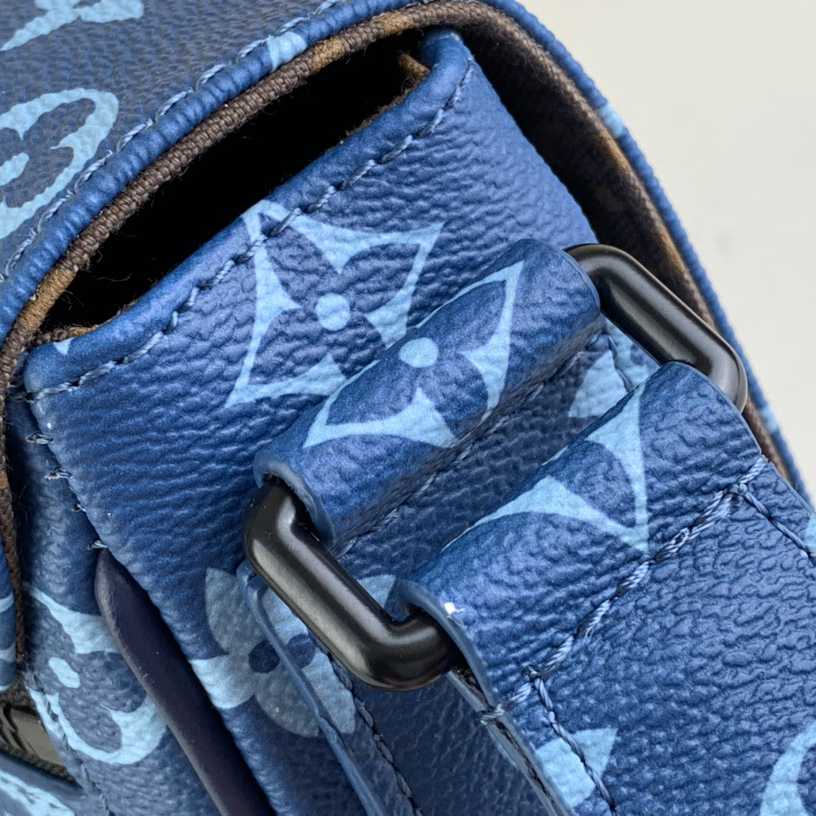 Louis Vuitton District PM  M23785 - PerfectKickZ