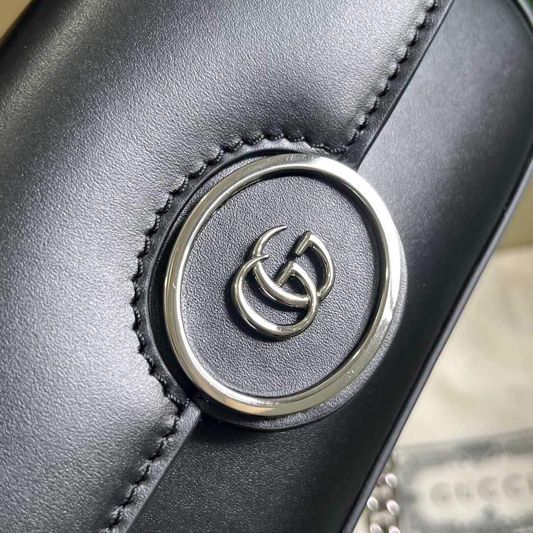 Gucci Petite GG Super Mini Bag (10x 18.5x 4cm) - PerfectKickZ
