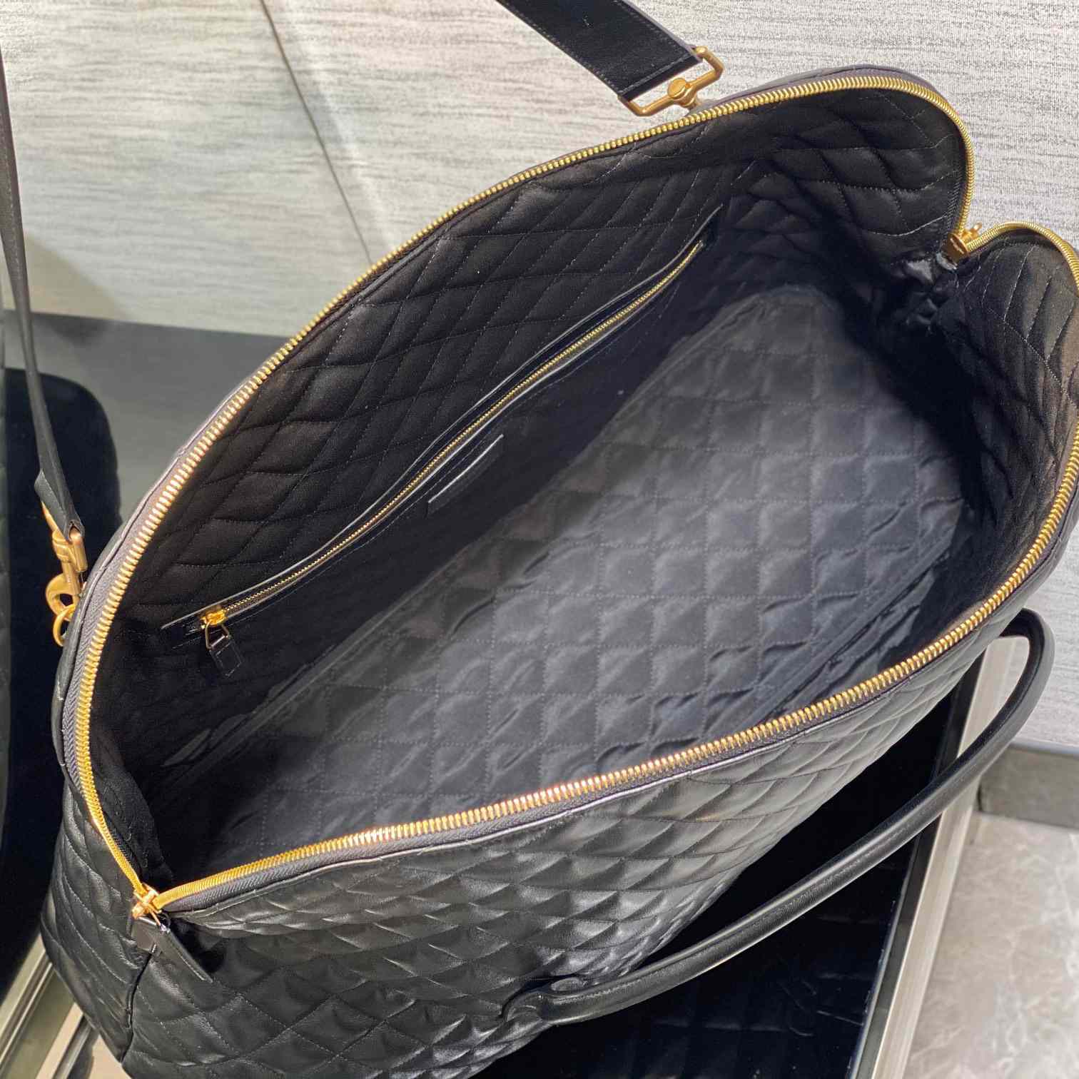 Saint Laurent ES Giant Travel Bag In Quilted Leather - PerfectKickZ