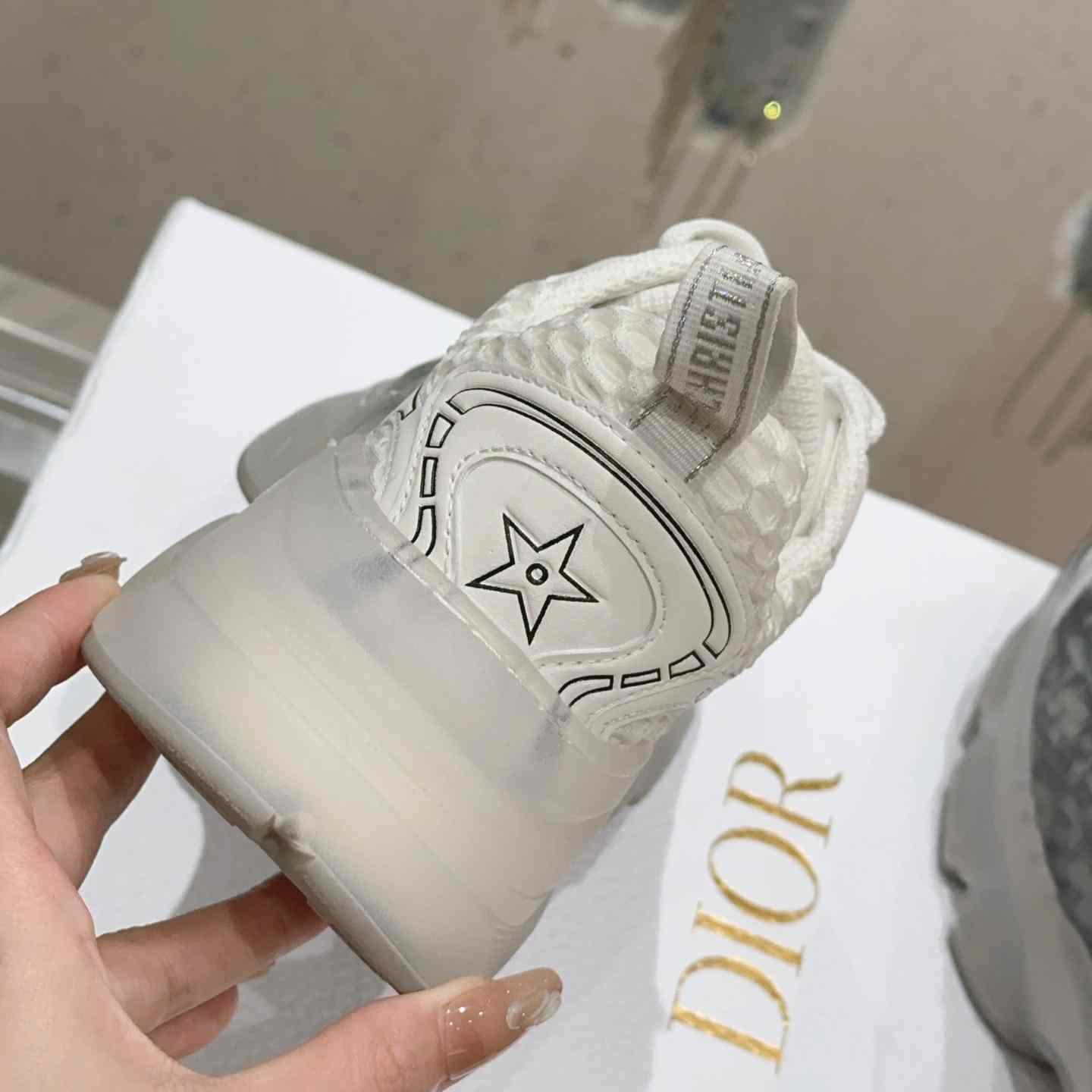 Dior Vibe Sneaker - 