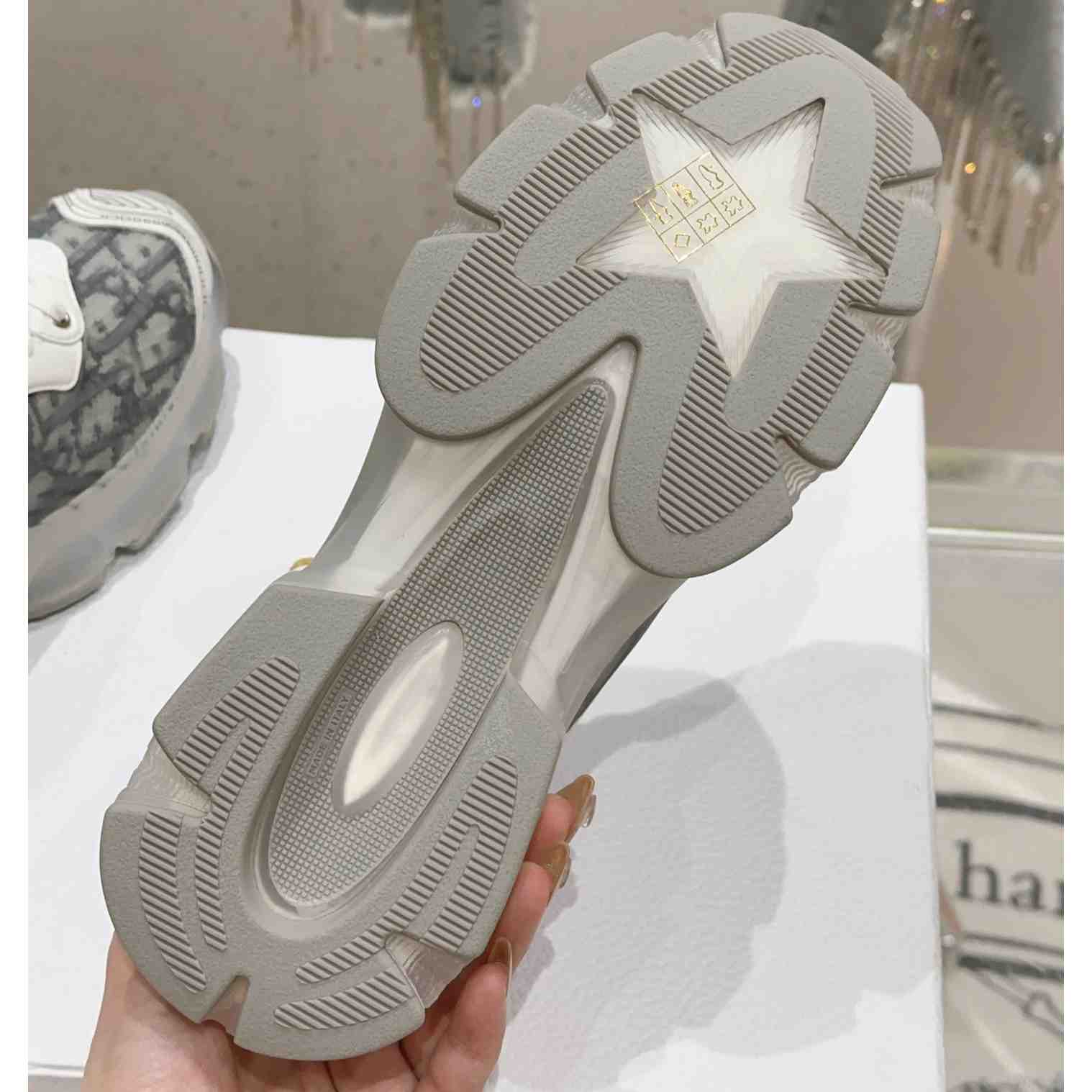 Dior Vibe Sneaker - 