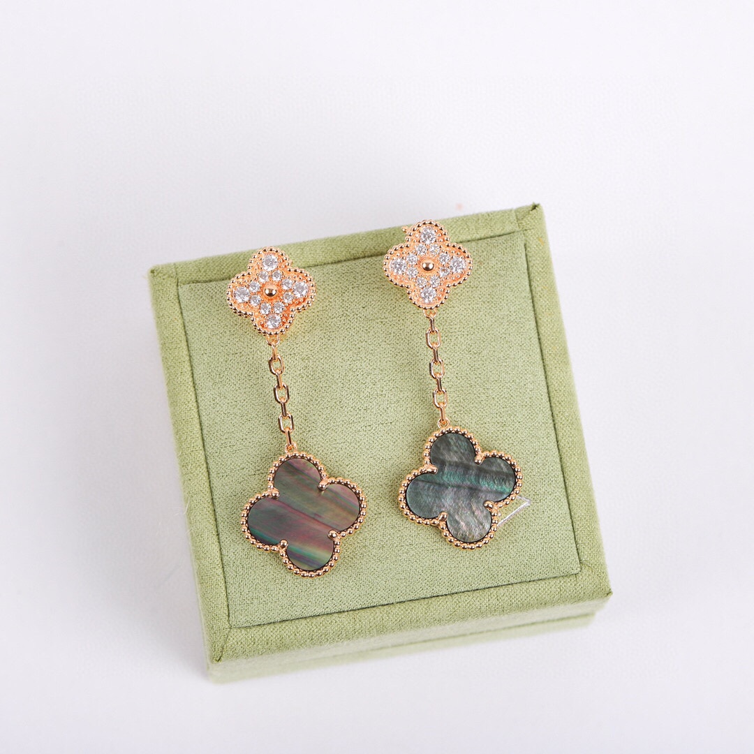 Van Cleef & Arpels Magic Alhambra Earrings, 2 Motifs - PerfectKickZ