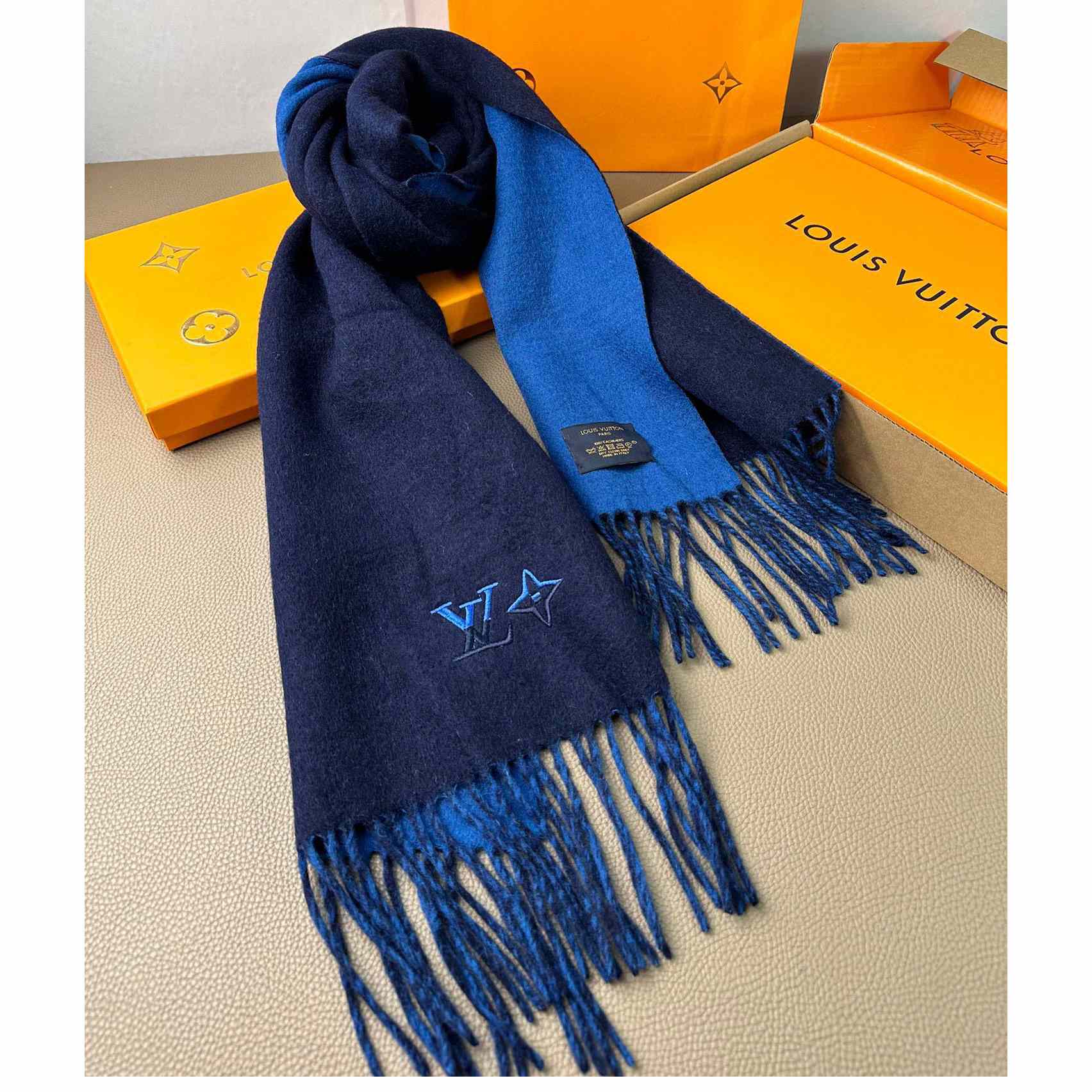 Louis Vitton LV Dual Scarf - PerfectKickZ