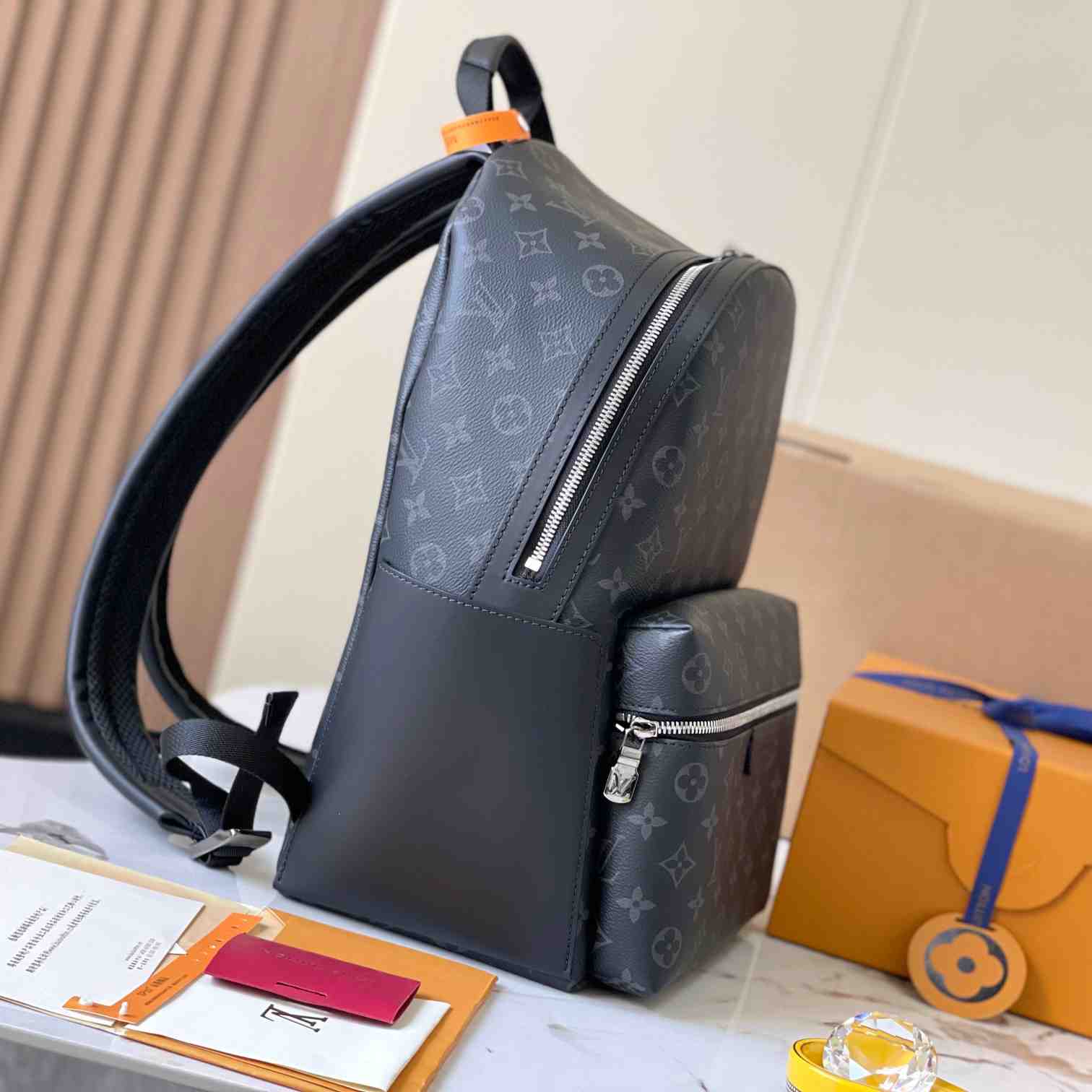 Louis Vuitton Discovery Backpack PM  (29*38*20cm)     M22558 - PerfectKickZ