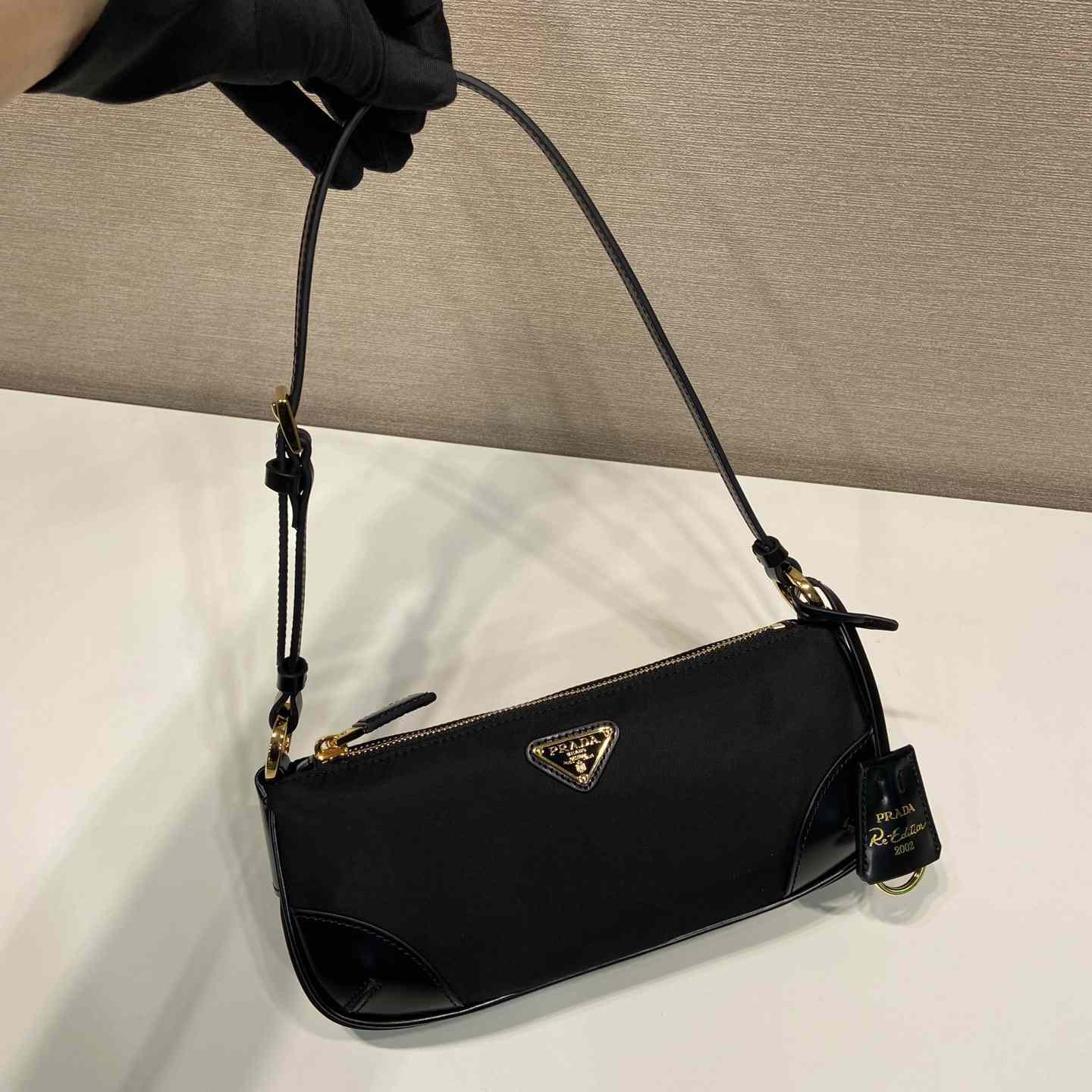 Prada Re-Edition 2002 Re-Nylon And Brushed Leather Shoulder Bag - PerfectKickZ