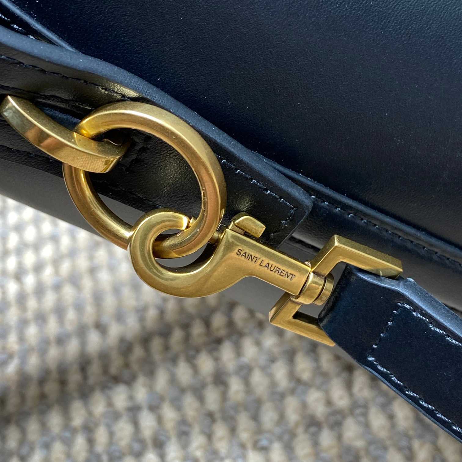Saint Laurent Le 37 Small In Shiny Leather - PerfectKickZ
