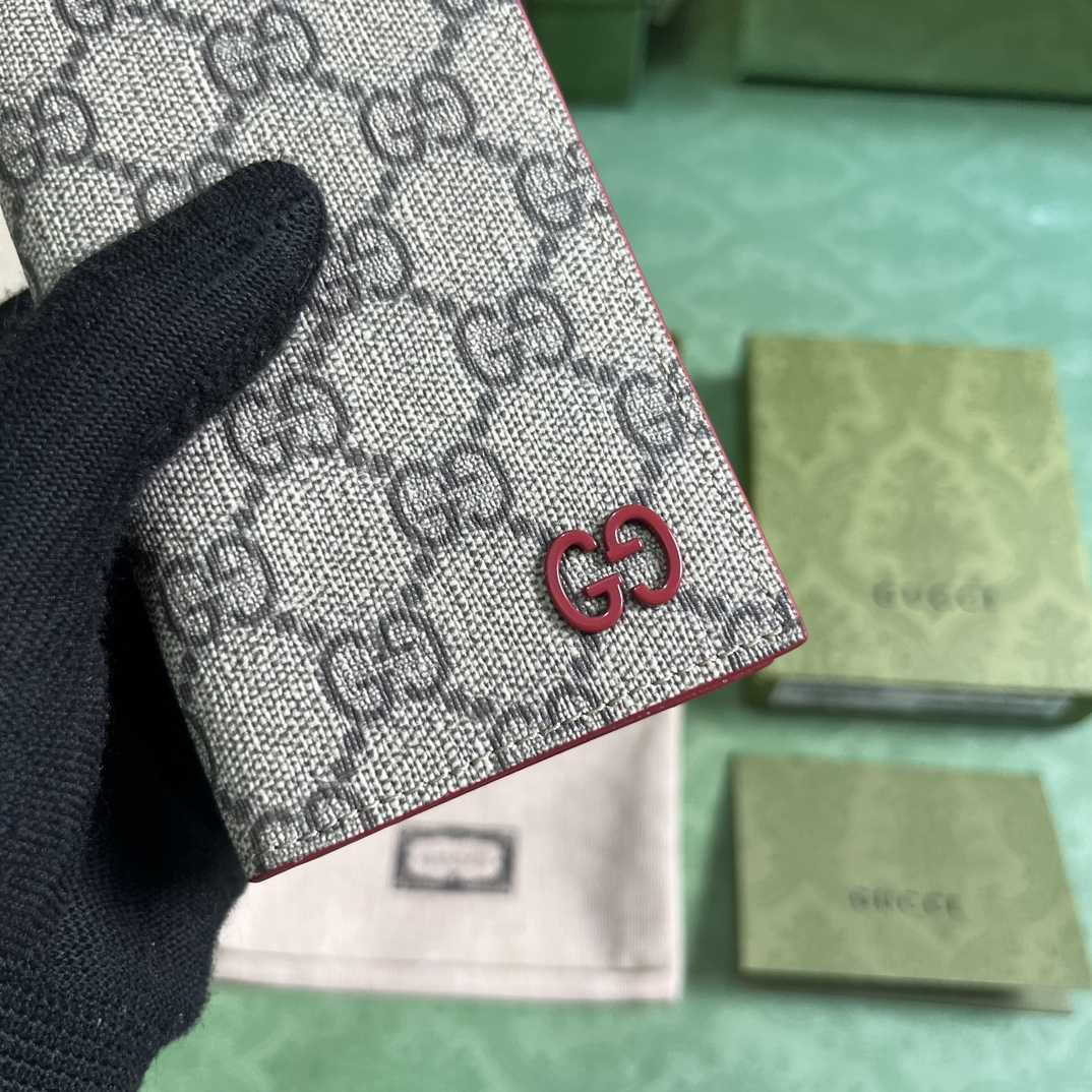 Gucci Long Card Case With GG Detail - PerfectKickZ