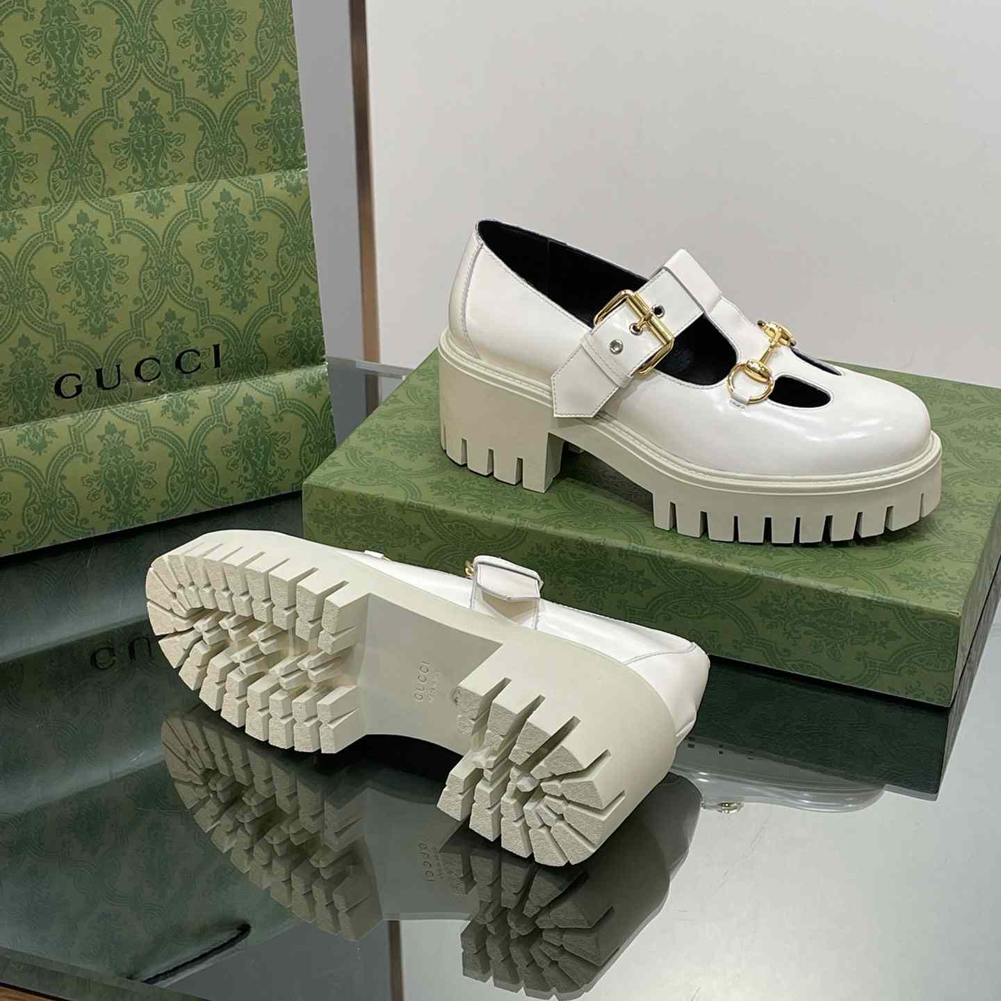 Gucci Women's Loafer With Horsebit - 