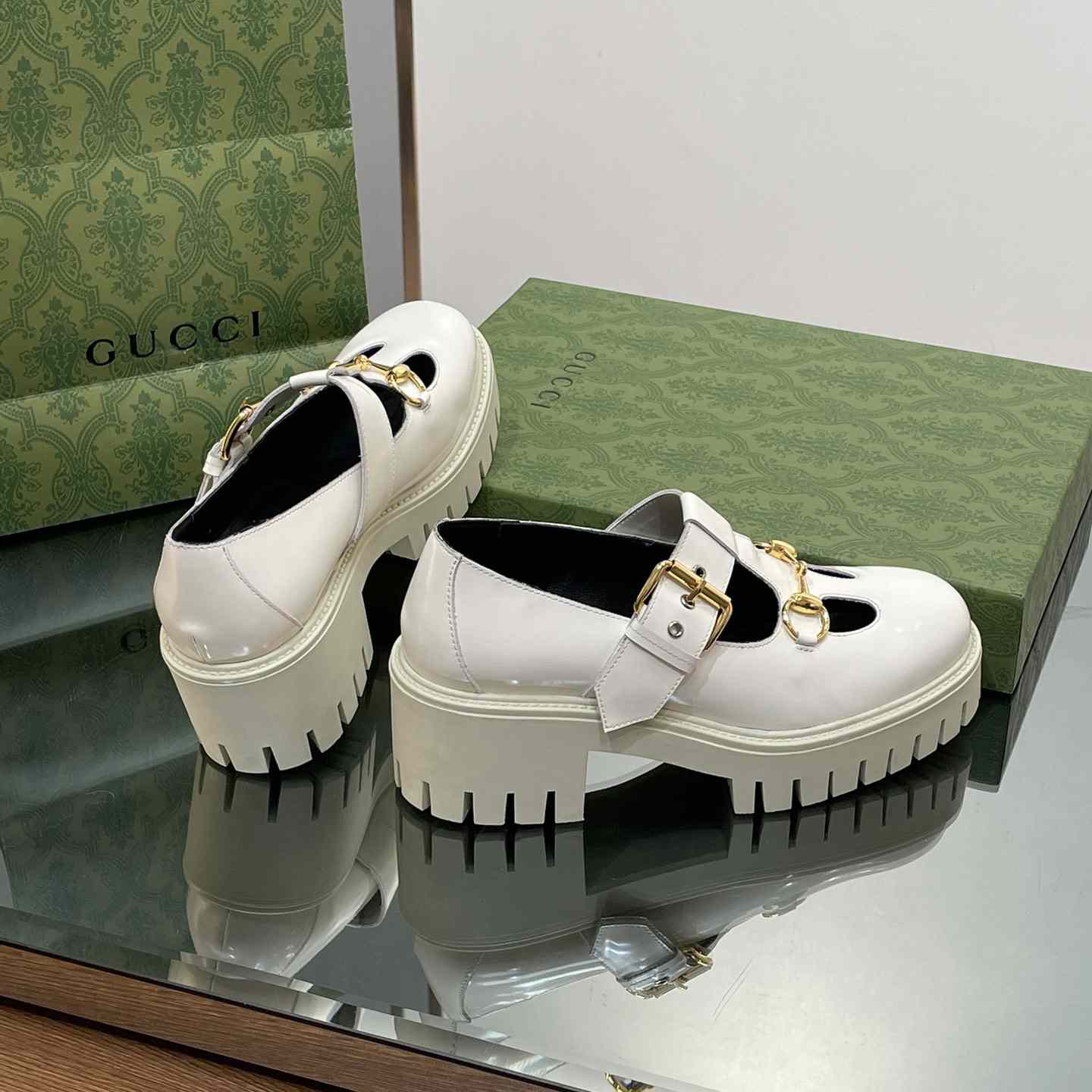 Gucci Women's Loafer With Horsebit - 
