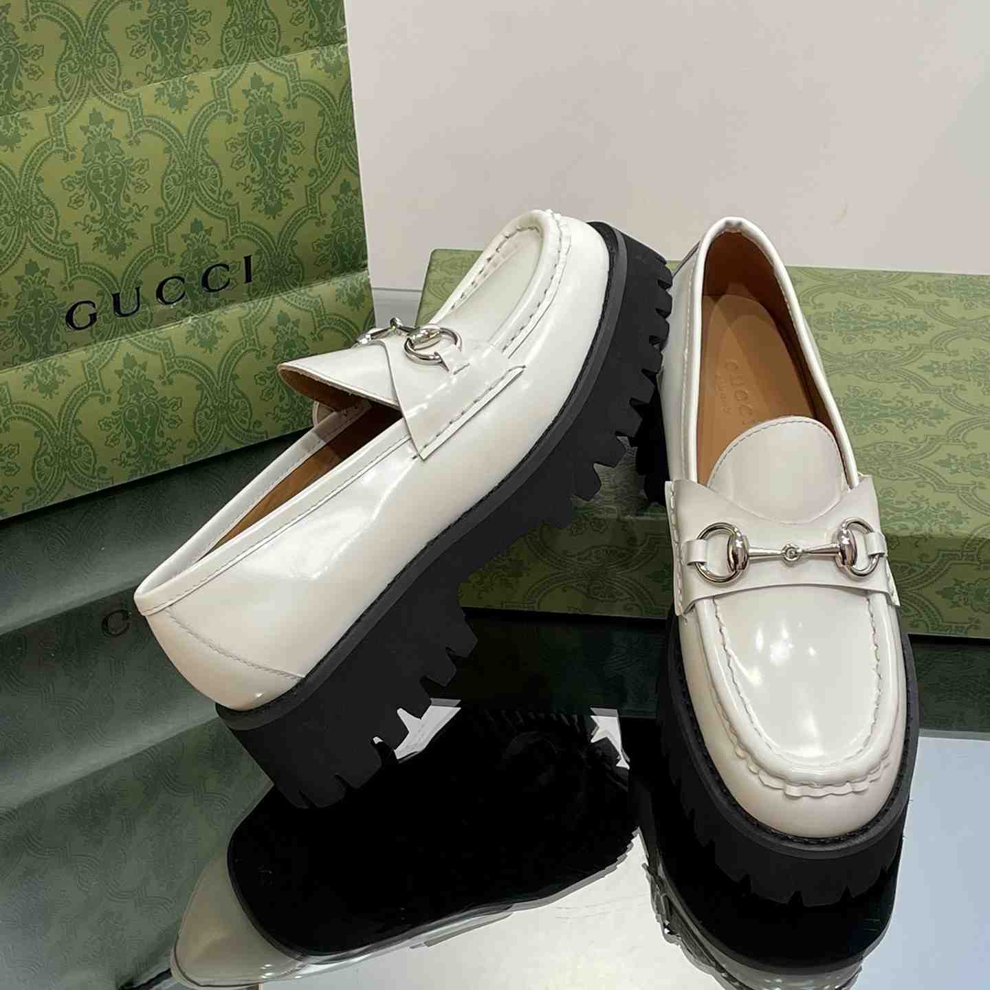Gucci Women's Loafer With Horsebit - PerfectKickZ