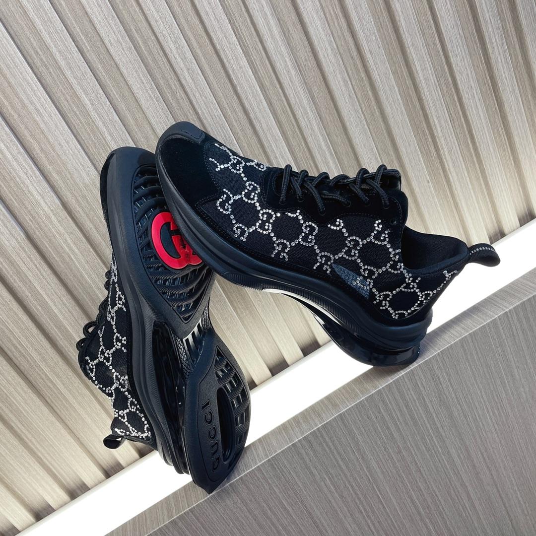 Gucci Women's Run Sneaker - PerfectKickZ