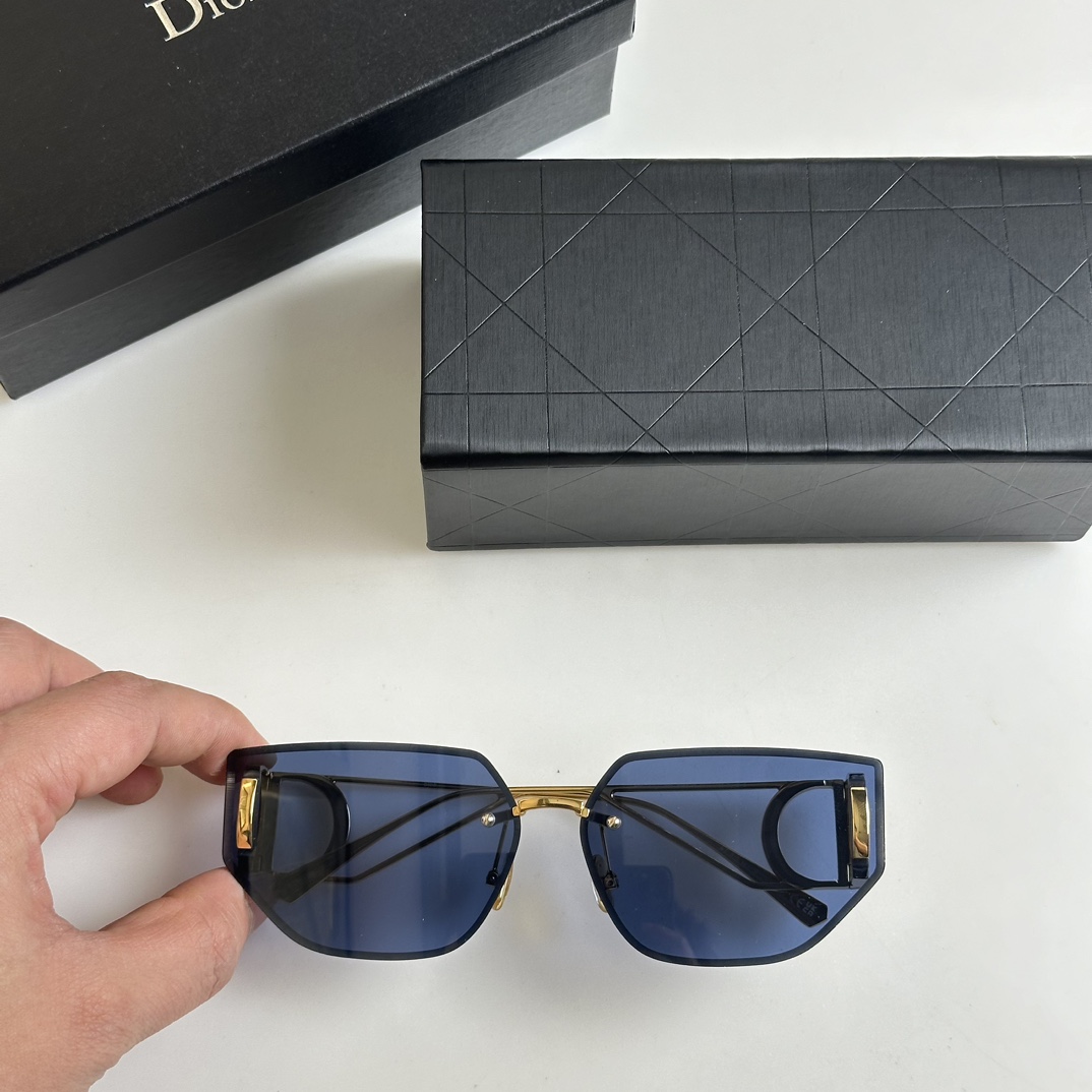 Dior 30Montaigne B3U Sunglasses - PerfectKickZ