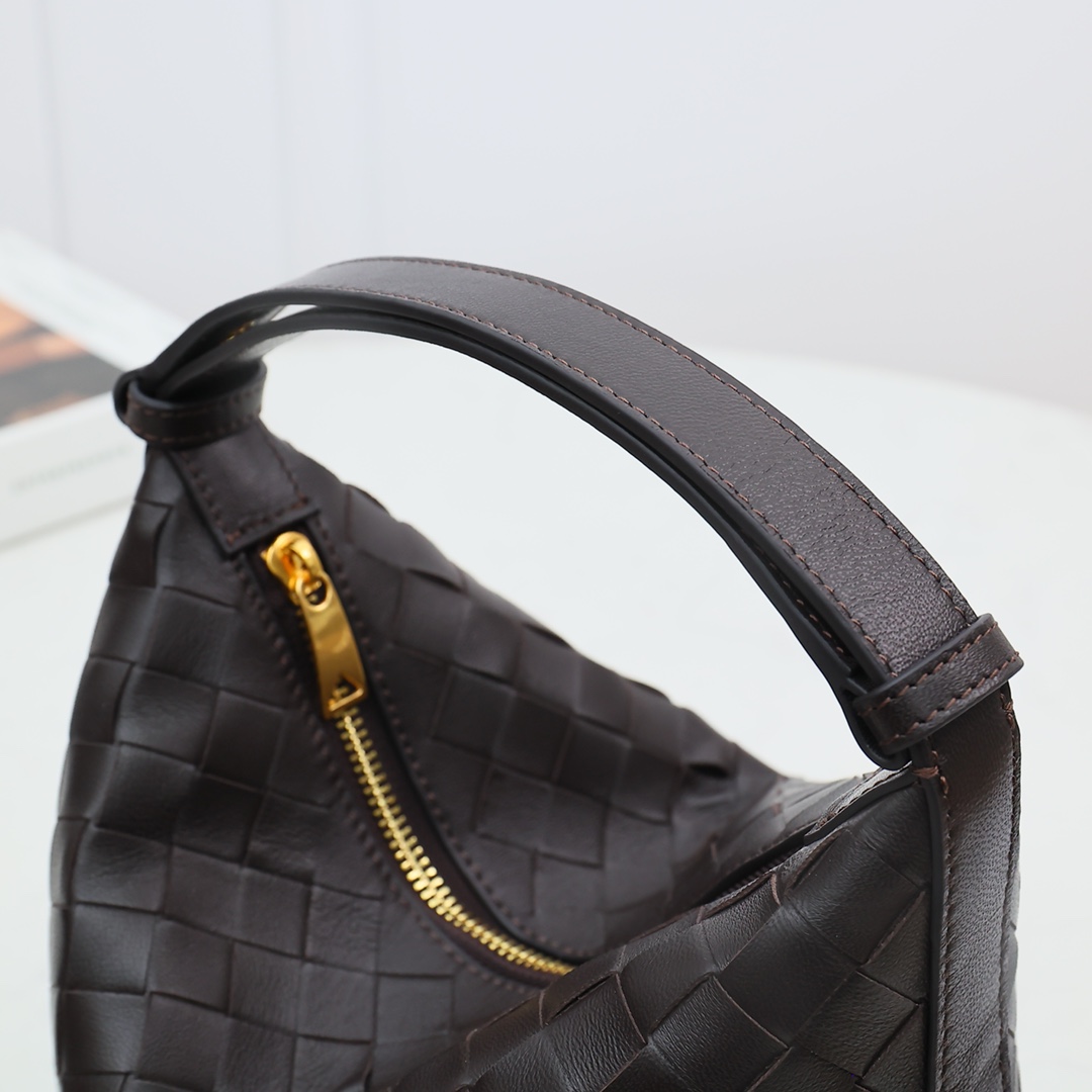 Bottega Veneta Mini Wallace - PerfectKickZ