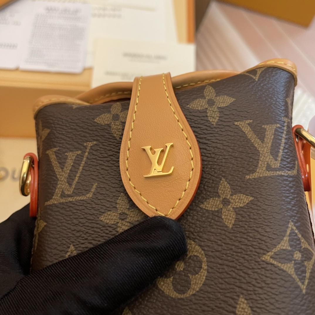 Louis Vuitton Fold Me Pouch (14.5 x 18 x 6.5 cm)  M80874 - PerfectKickZ
