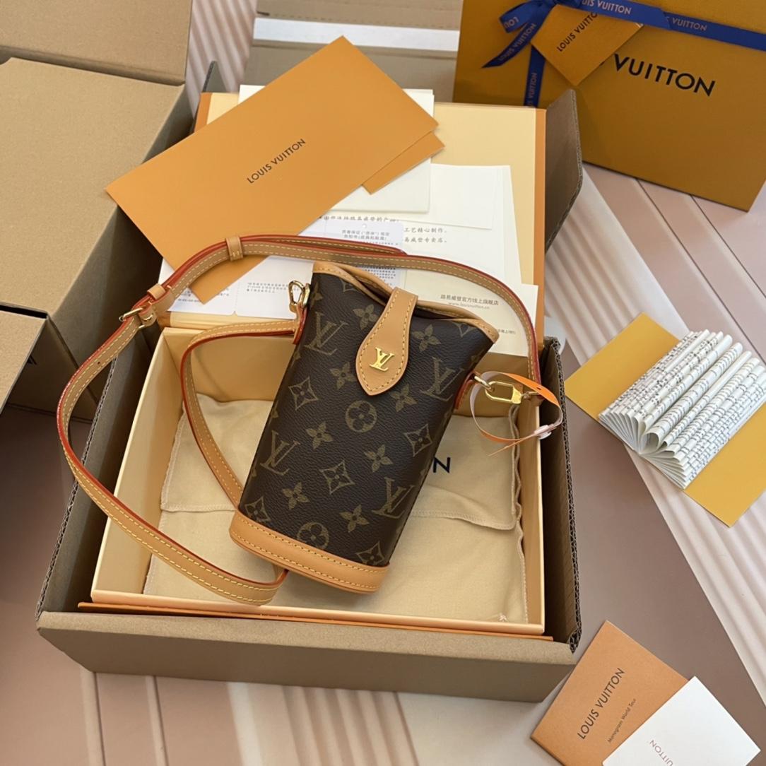 Louis Vuitton Fold Me Pouch (14.5 x 18 x 6.5 cm)  M80874 - PerfectKickZ